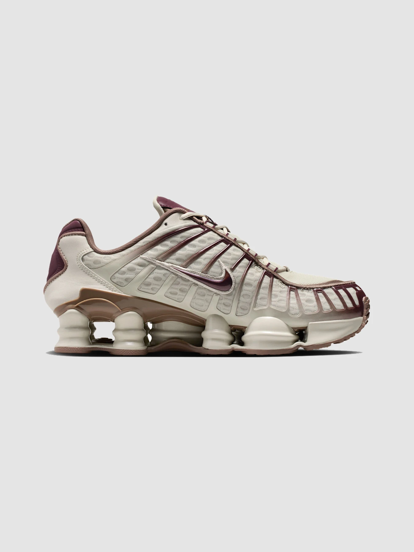 Кросівки NIKE W Shox Tl модель IM6013-072 Кросівки NIKE W Shox Tl модель IM6013-072 Фото