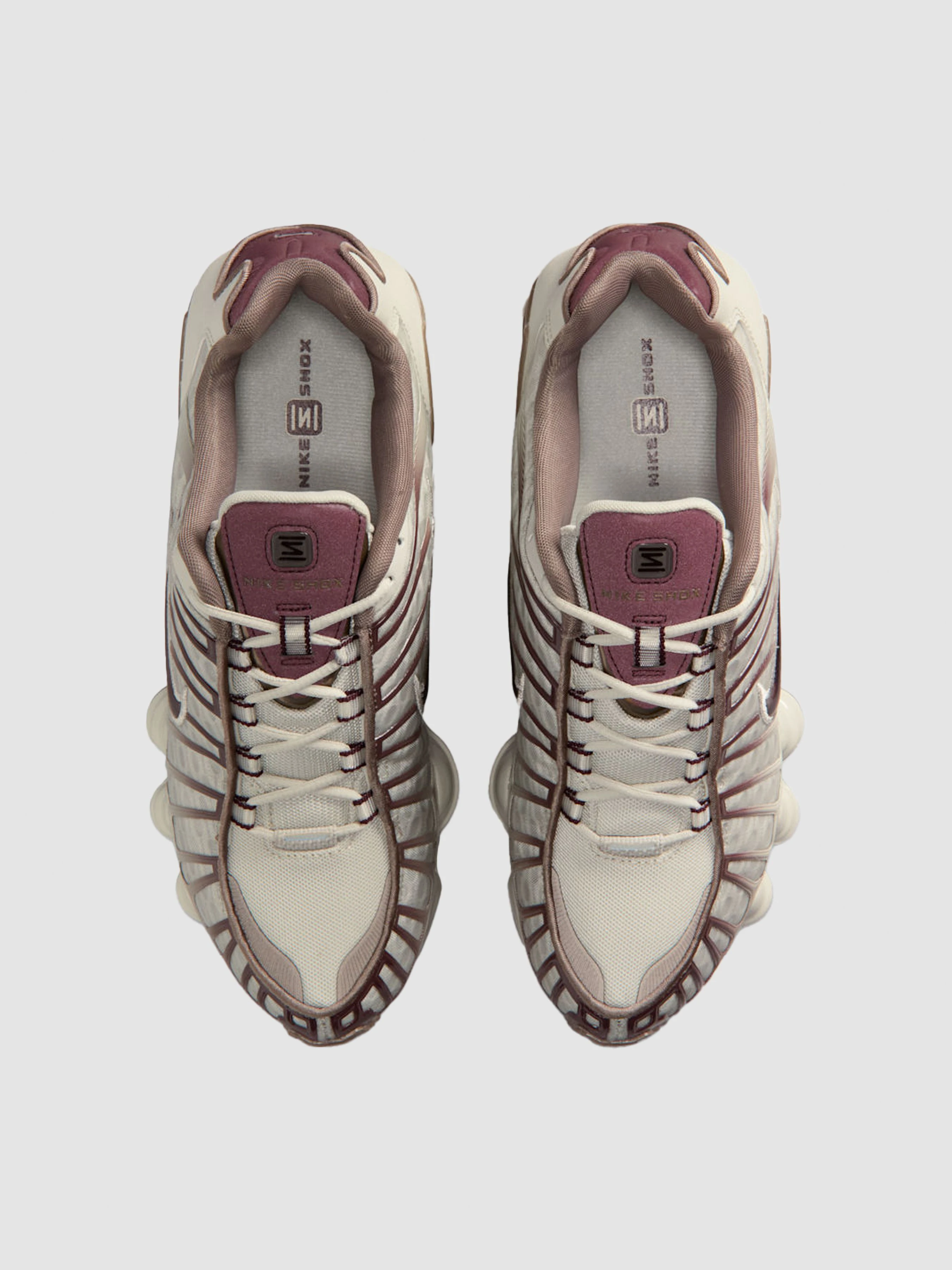 Жіночі Кросівки повсякденні NIKE W Shox Tl фото 3