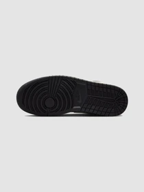 Кроссовки Jordan 1 Low Se модель HQ2010-012 Фото