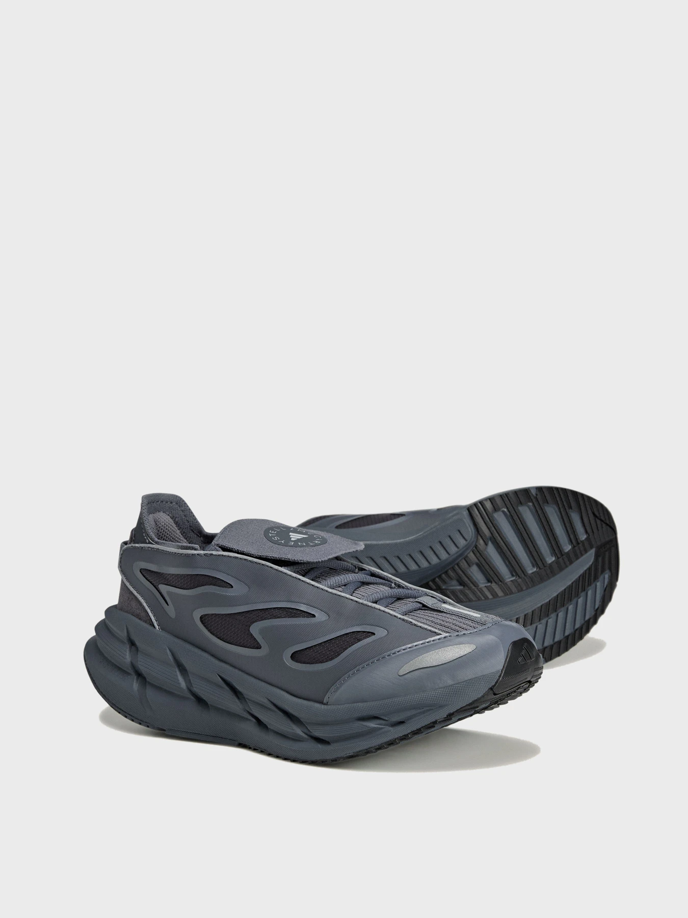 Кроссовки Adidas модель KJ1018 Кроссовки Adidas модель KJ1018 Фото