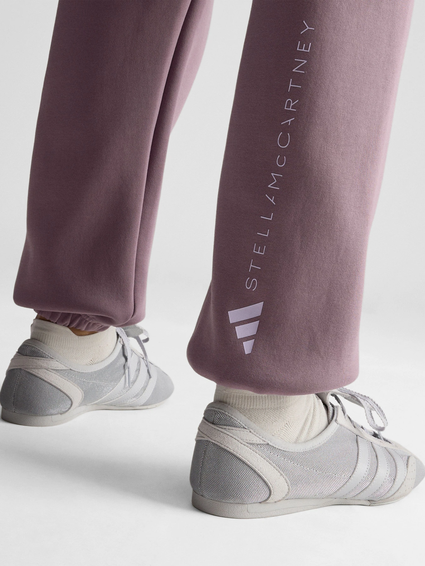Брюки Adidas модель JZ0664 Фото