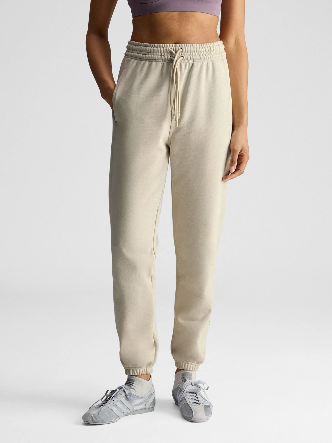 Штани Adidas модель JZ0658 Штани Adidas модель JZ0658 Фото