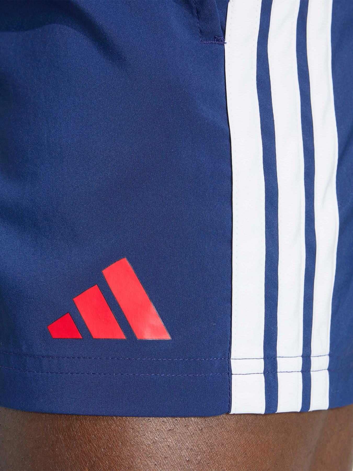 Одежда для пляжа Adidas 3 Stripes модель KB2765 Одежда для пляжа Adidas 3 Stripes модель KB2765 Фото