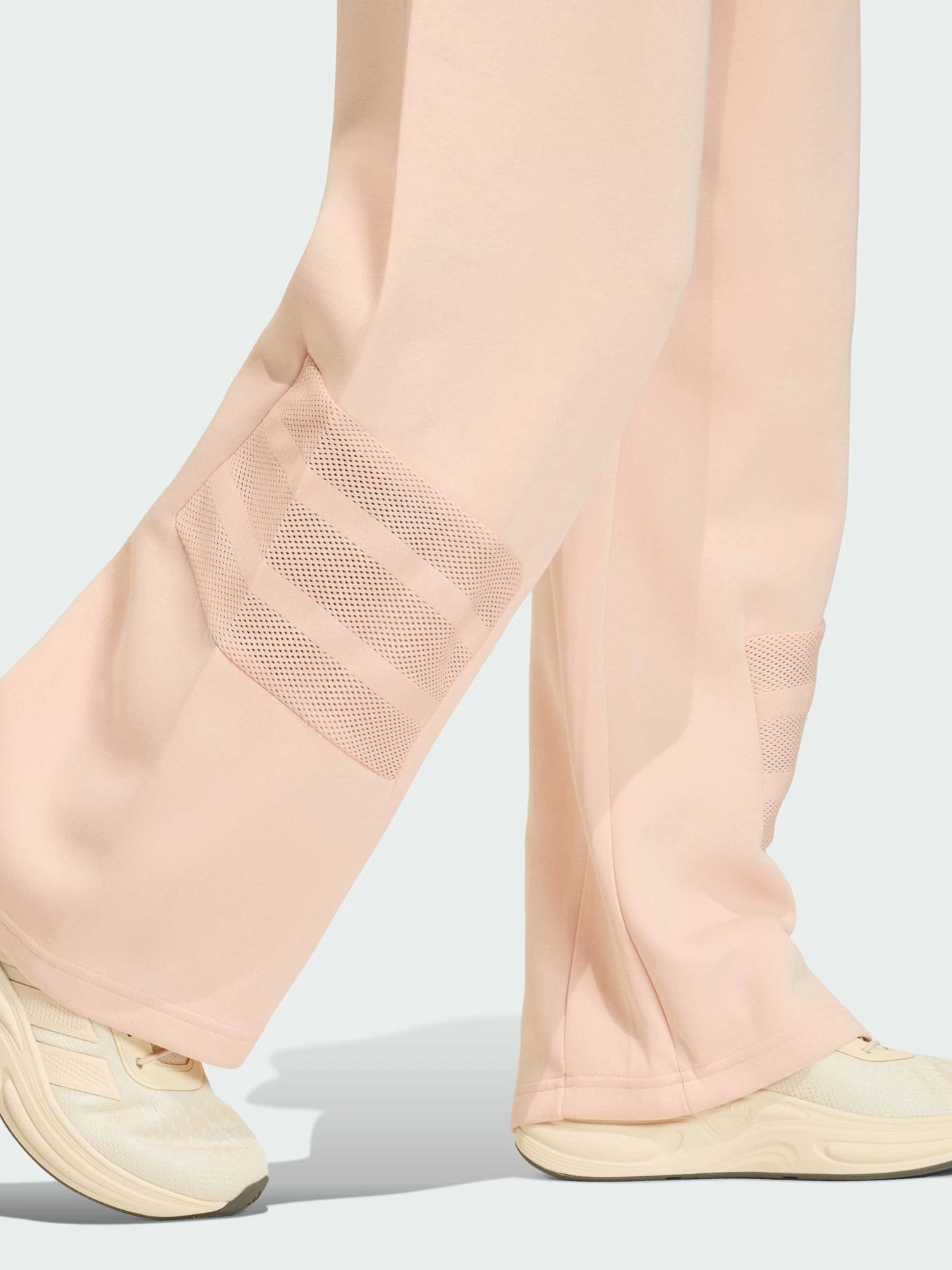 Брюки Adidas 3 Stripes модель KB9593 Брюки Adidas 3 Stripes модель KB9593 Фото
