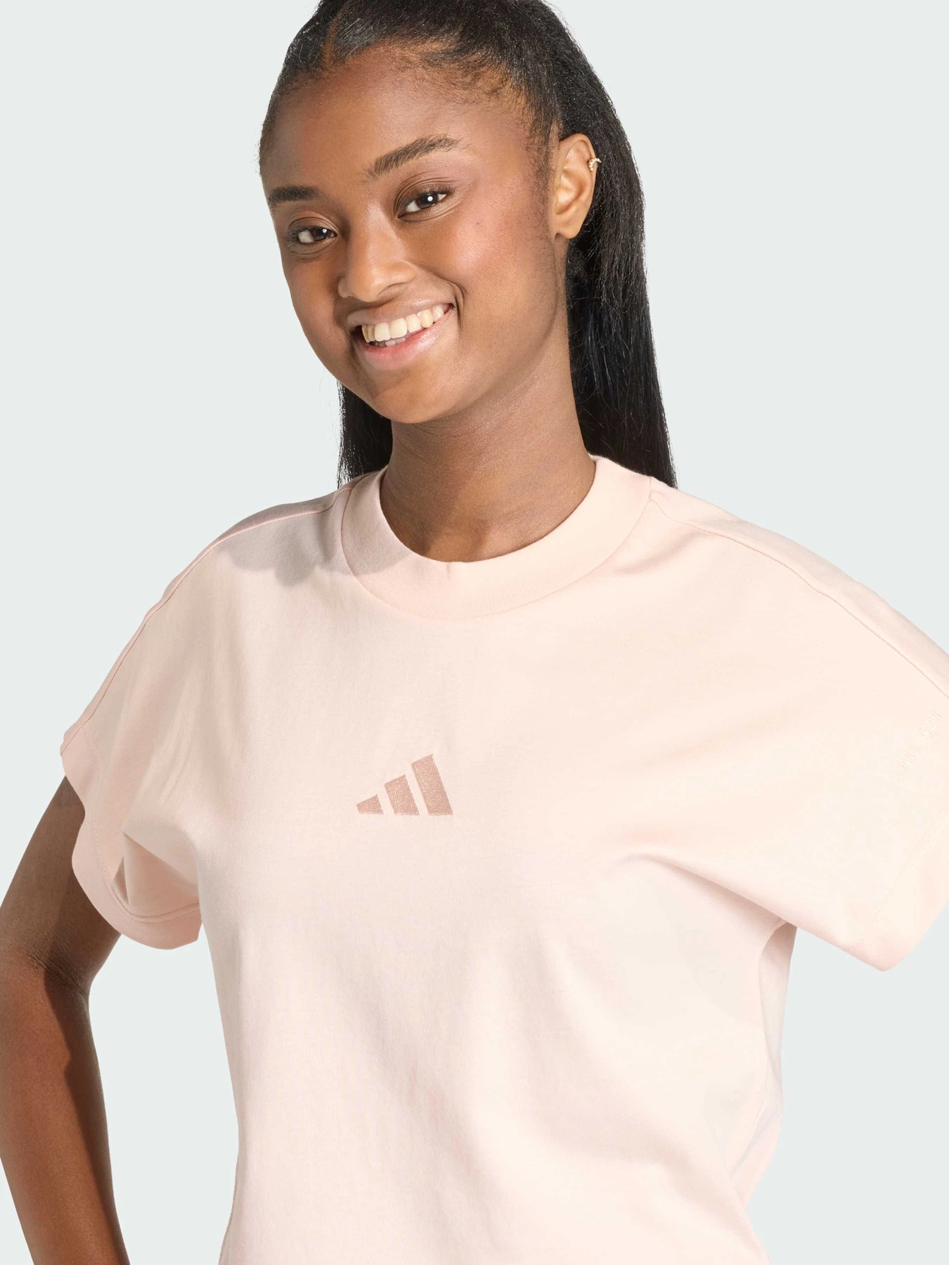 Футболки и поло Adidas модель JY7807 Футболки и поло Adidas модель JY7807 Фото