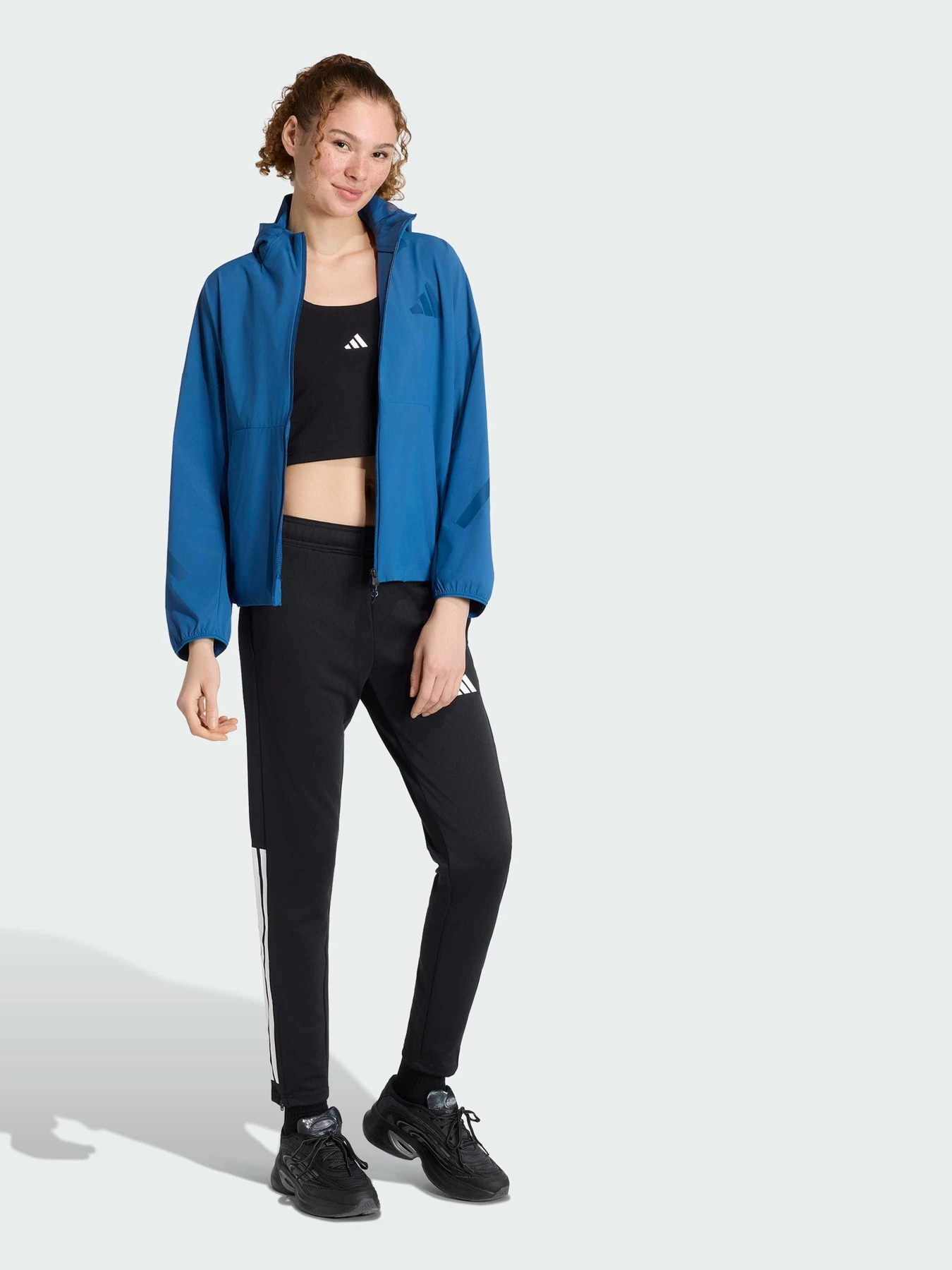 Худи и свитшоты Adidas ZNE модель KF0580 Худи и свитшоты Adidas ZNE модель KF0580 Фото