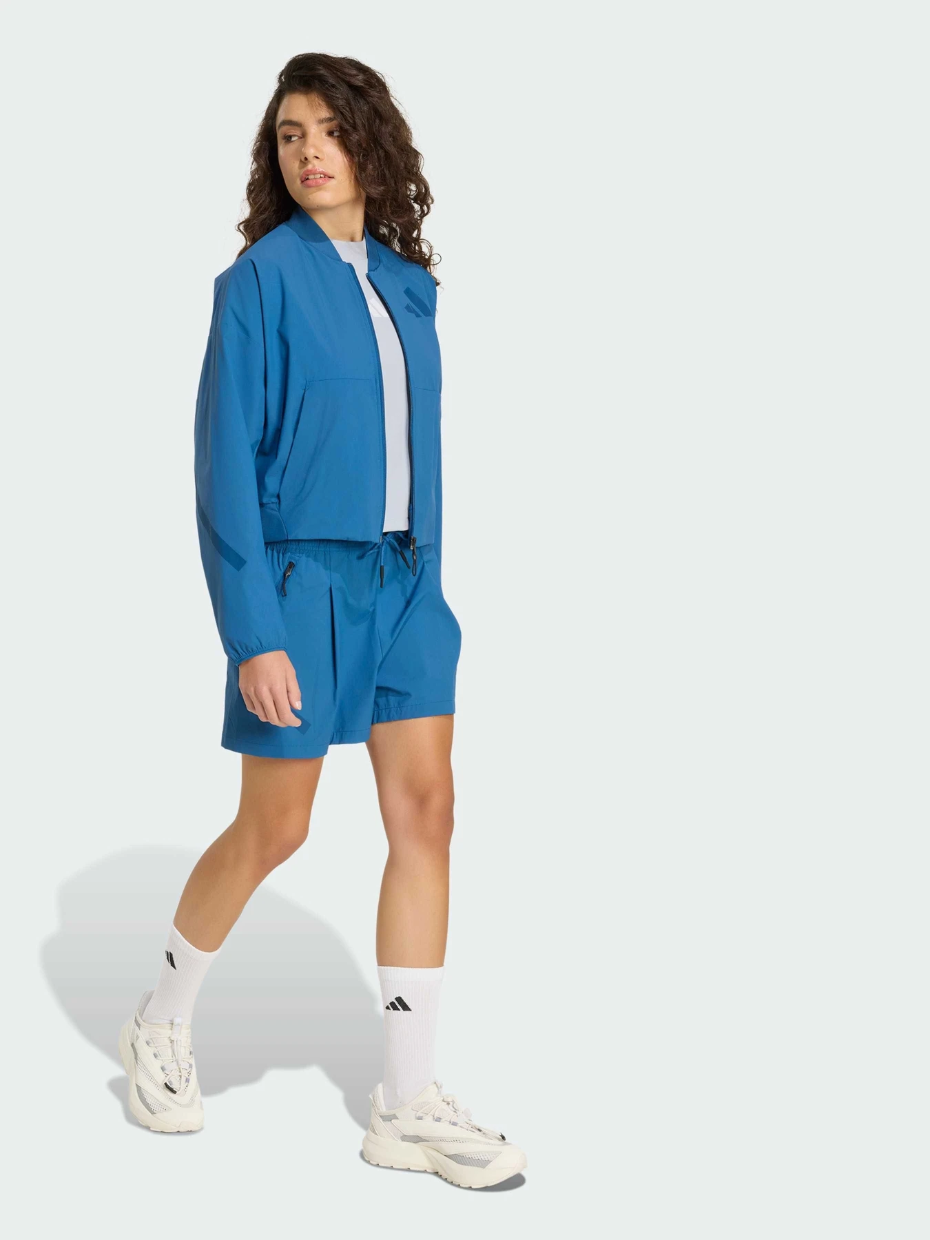 Куртки та дублянки Adidas ZNE модель KF1822 Фото