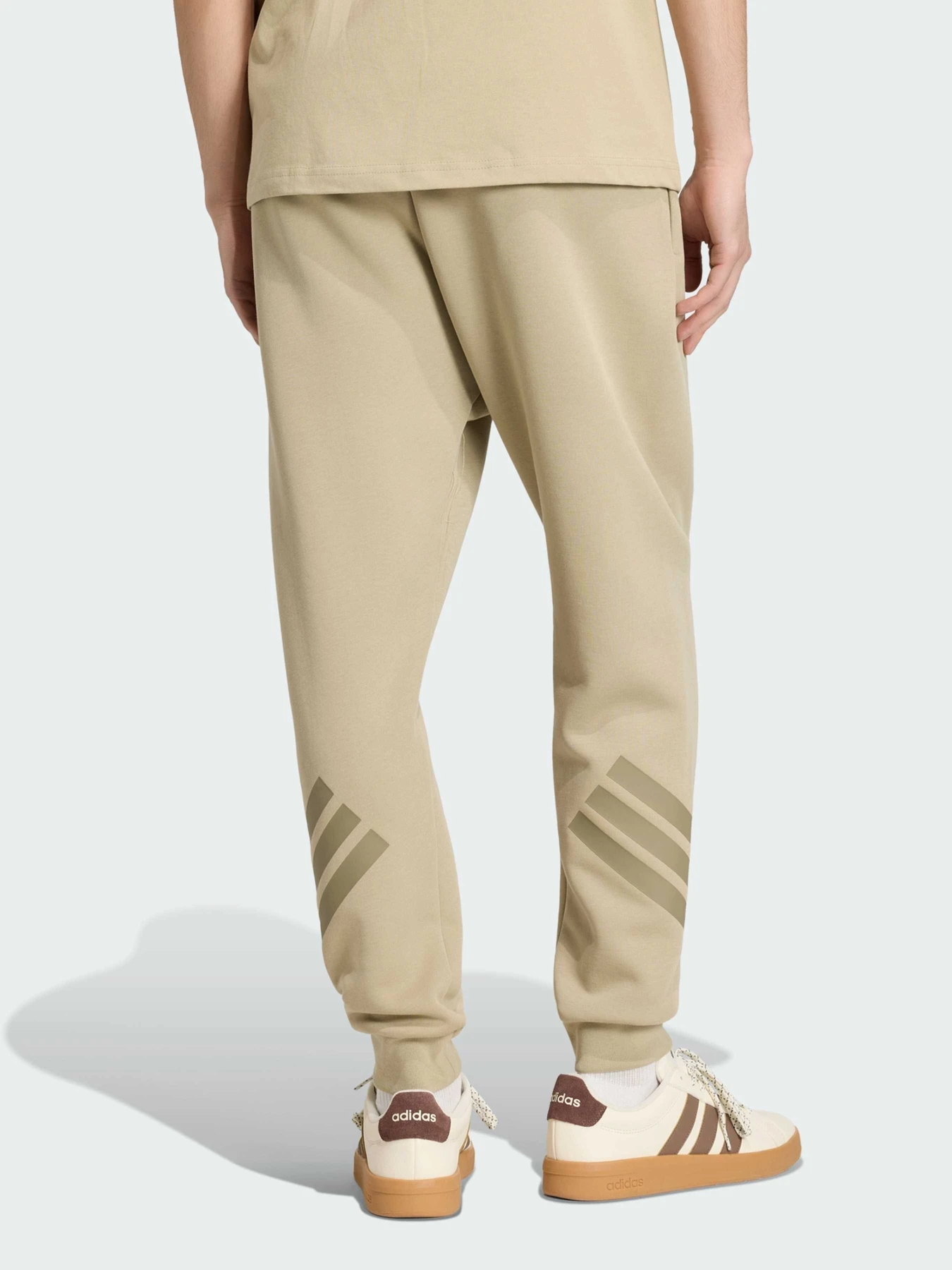 Брюки Adidas 3 Stripes модель KD5207 Брюки Adidas 3 Stripes модель KD5207 Фото