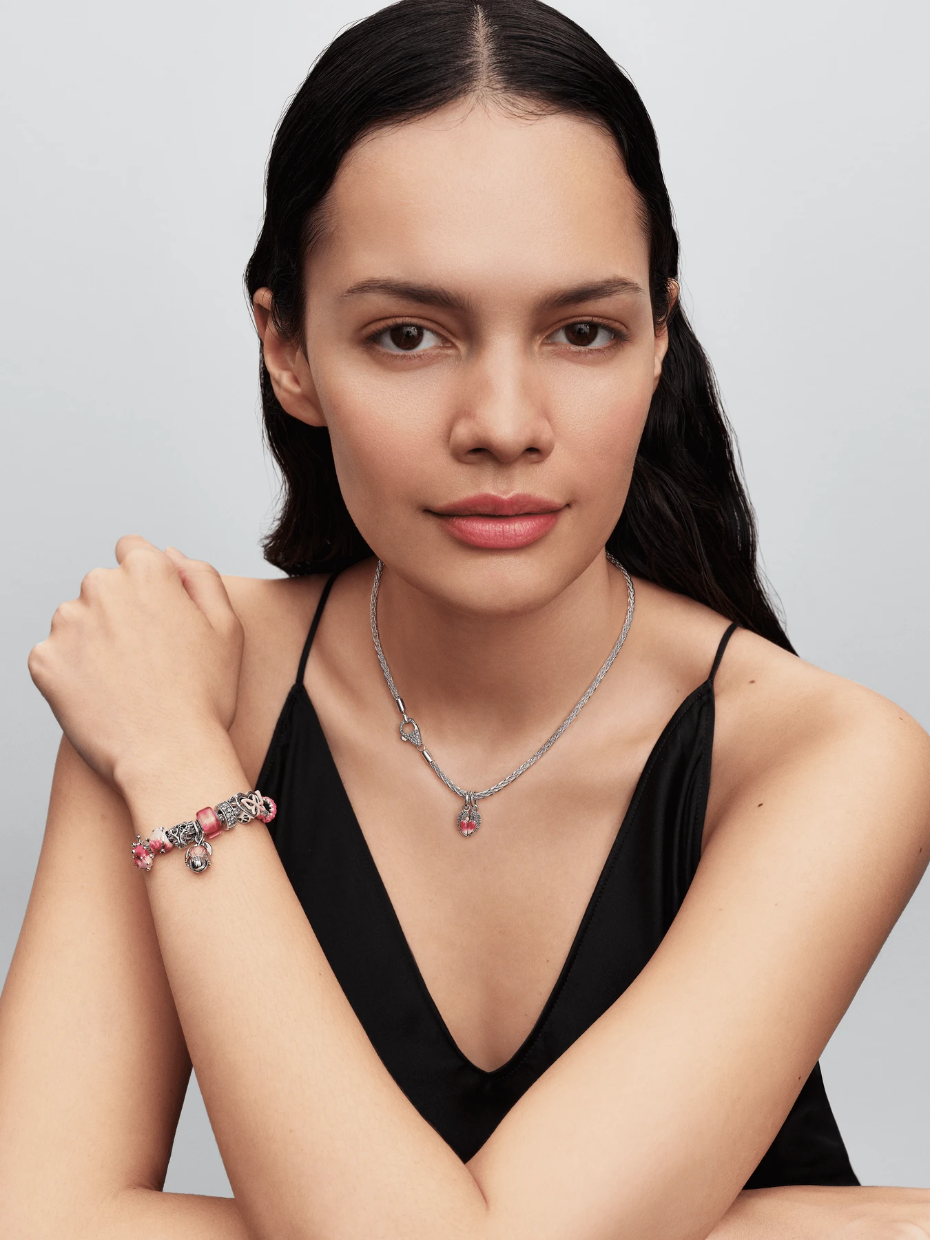 Классические PANDORA модель 794475C01 Фото