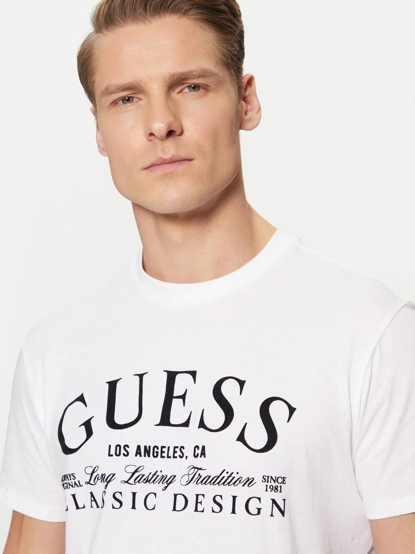 Футболки і поло GUESS модель M5RI43.K9RM1;G011 Футболки і поло GUESS модель M5RI43.K9RM1;G011 Фото