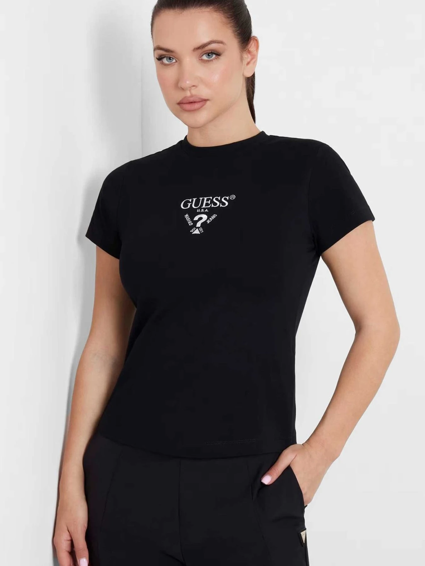 Футболки и поло GUESS модель V4YI21.KCDH1;JBLK Фото