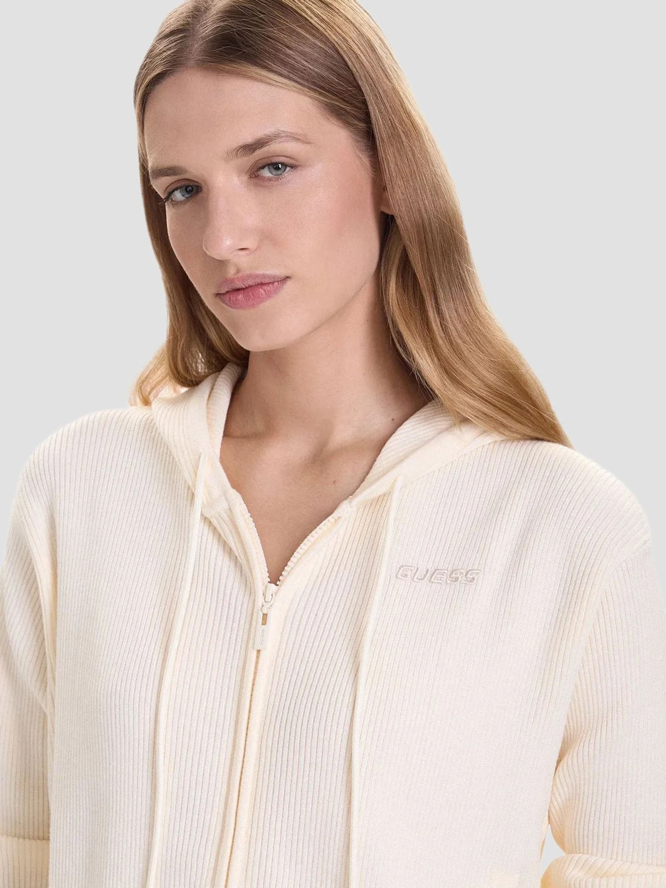 Худі та світшоти GUESS модель V5BR05.Z3JD2;G047 Худі та світшоти GUESS модель V5BR05.Z3JD2;G047 Фото