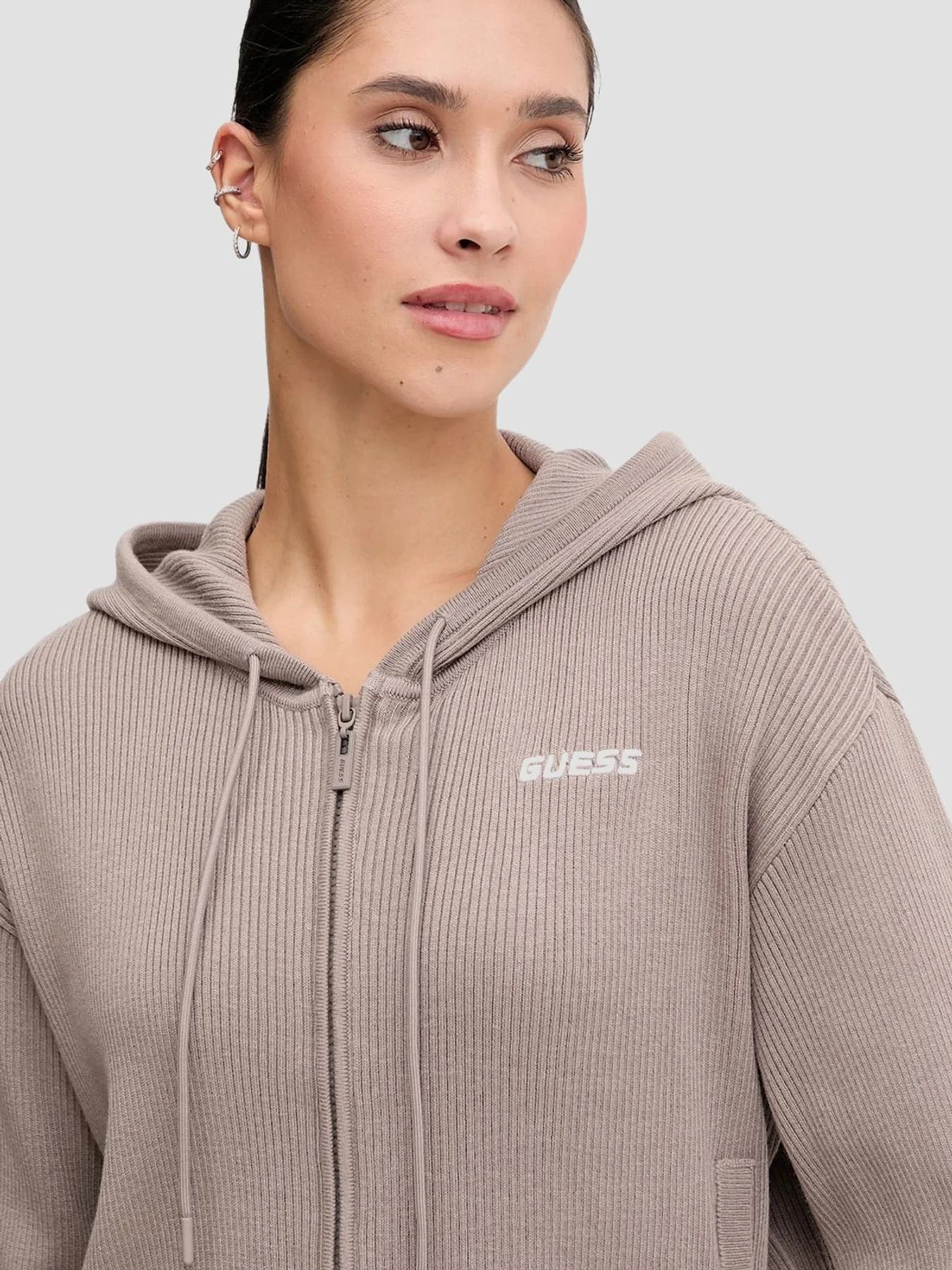 Худі та світшоти GUESS модель V5BR05.Z3JD2;G9L3 Худі та світшоти GUESS модель V5BR05.Z3JD2;G9L3 Фото