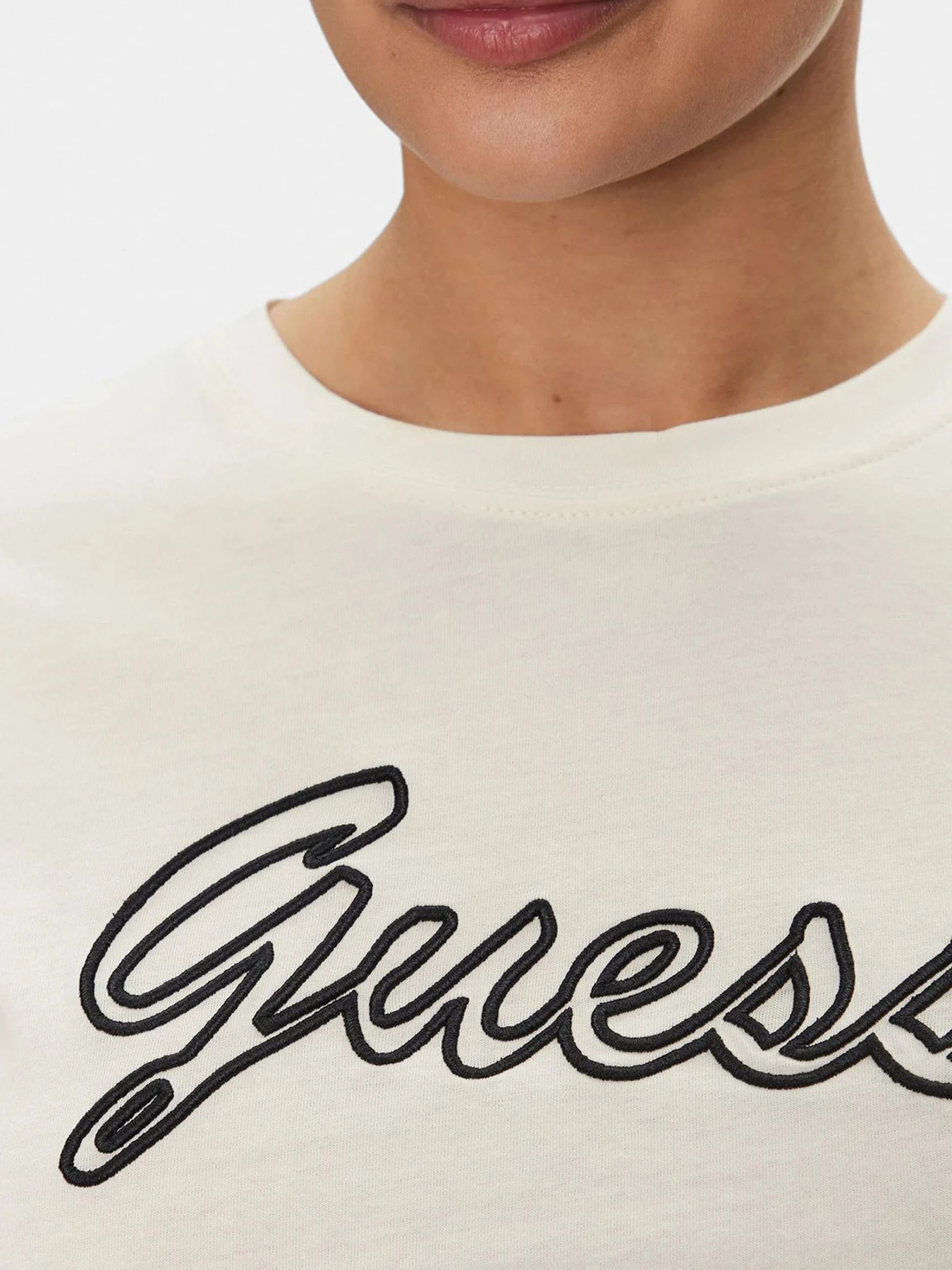 Футболки и поло GUESS модель V5GI02.K9RM1;G1O6 Фото