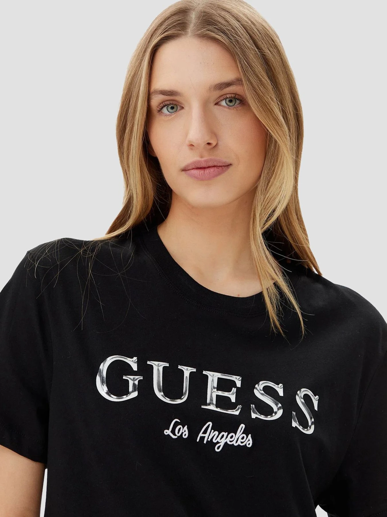 Футболки и поло GUESS модель V5GI09.K9RM1;JBLK Фото