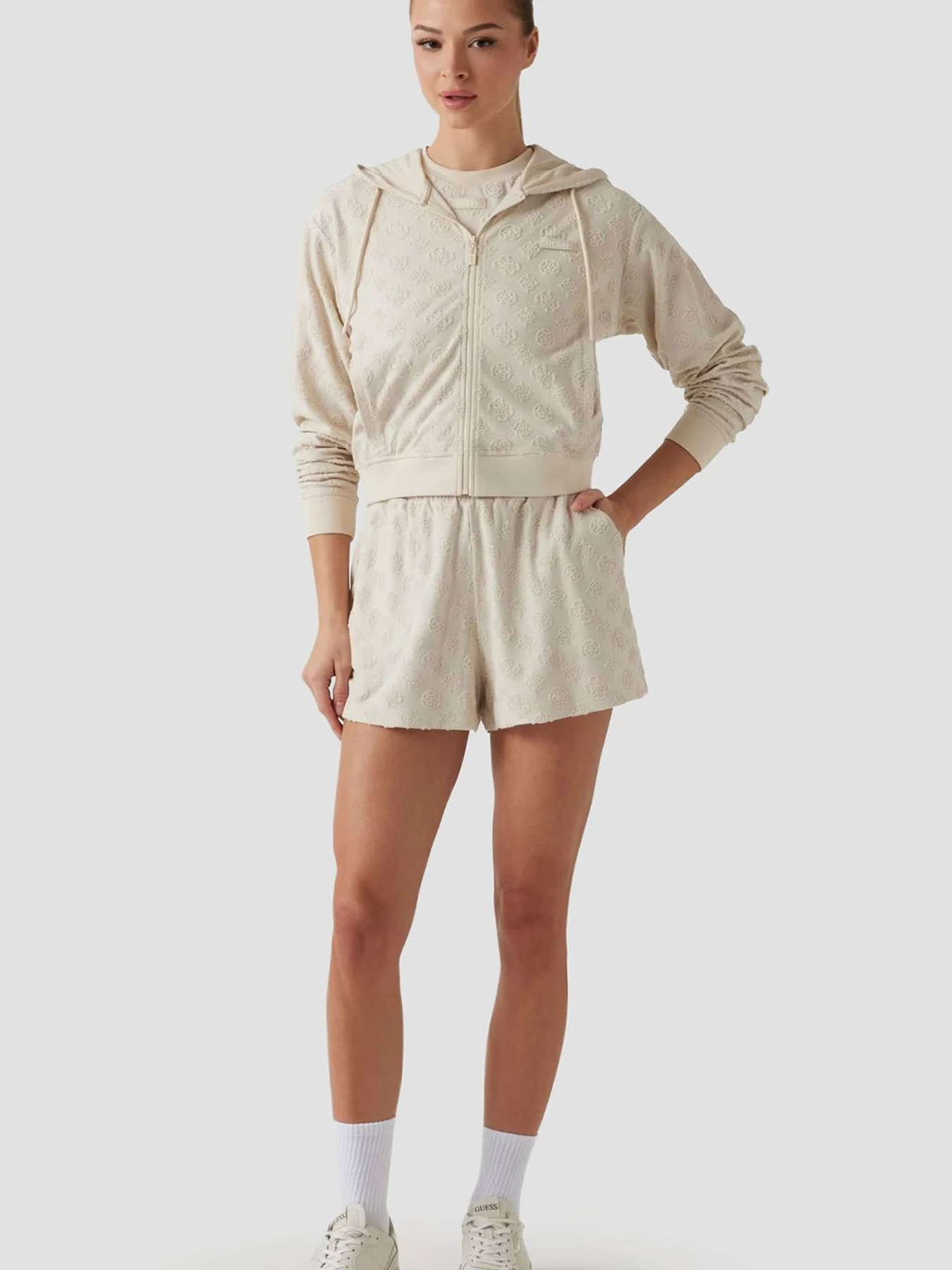 Худи и свитшоты GUESS модель V5GQ00.KCT02;FNFN Фото