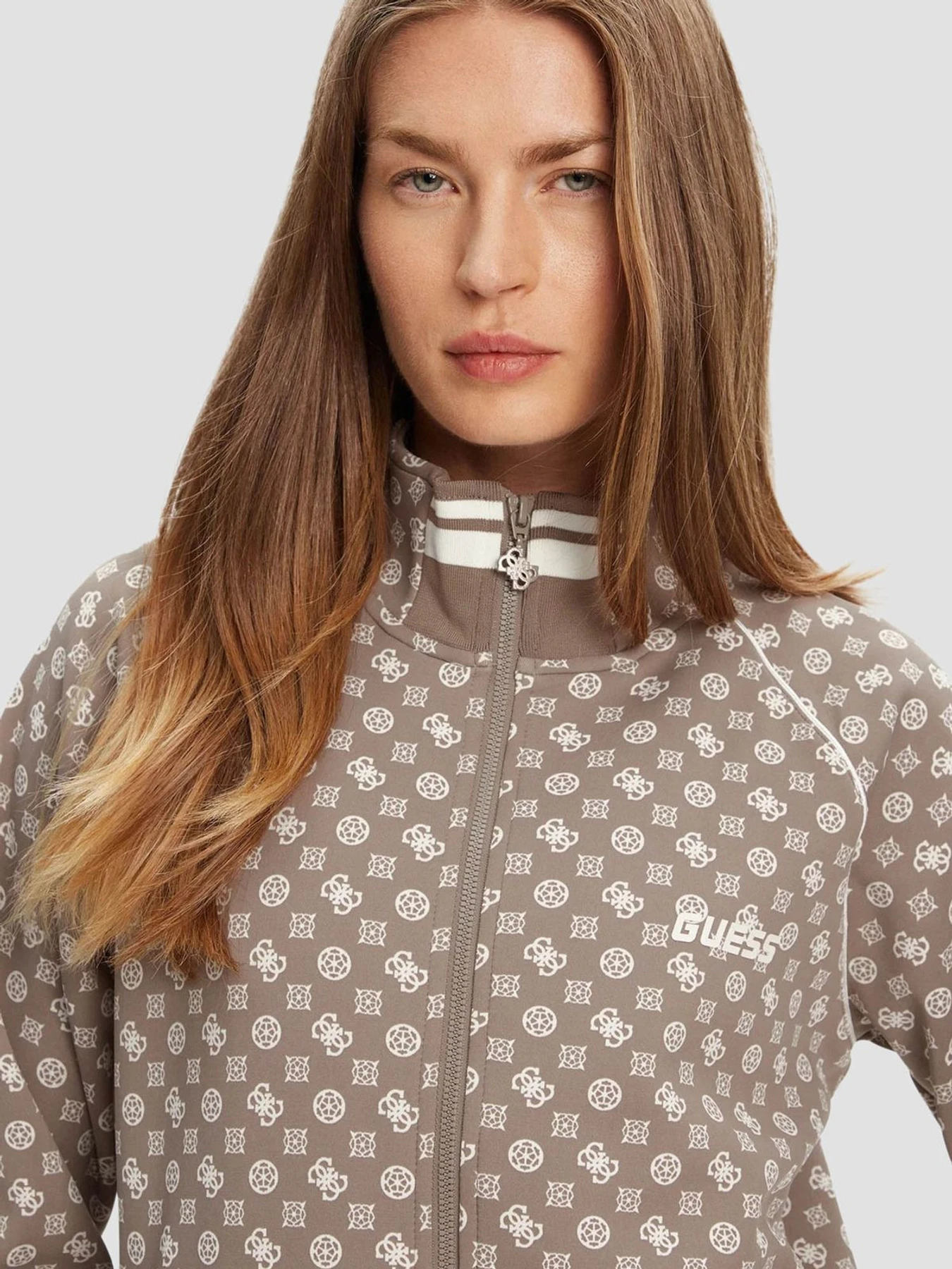 Худі та світшоти GUESS модель V5YQ03.KB212;P8HI Худі та світшоти GUESS модель V5YQ03.KB212;P8HI Фото