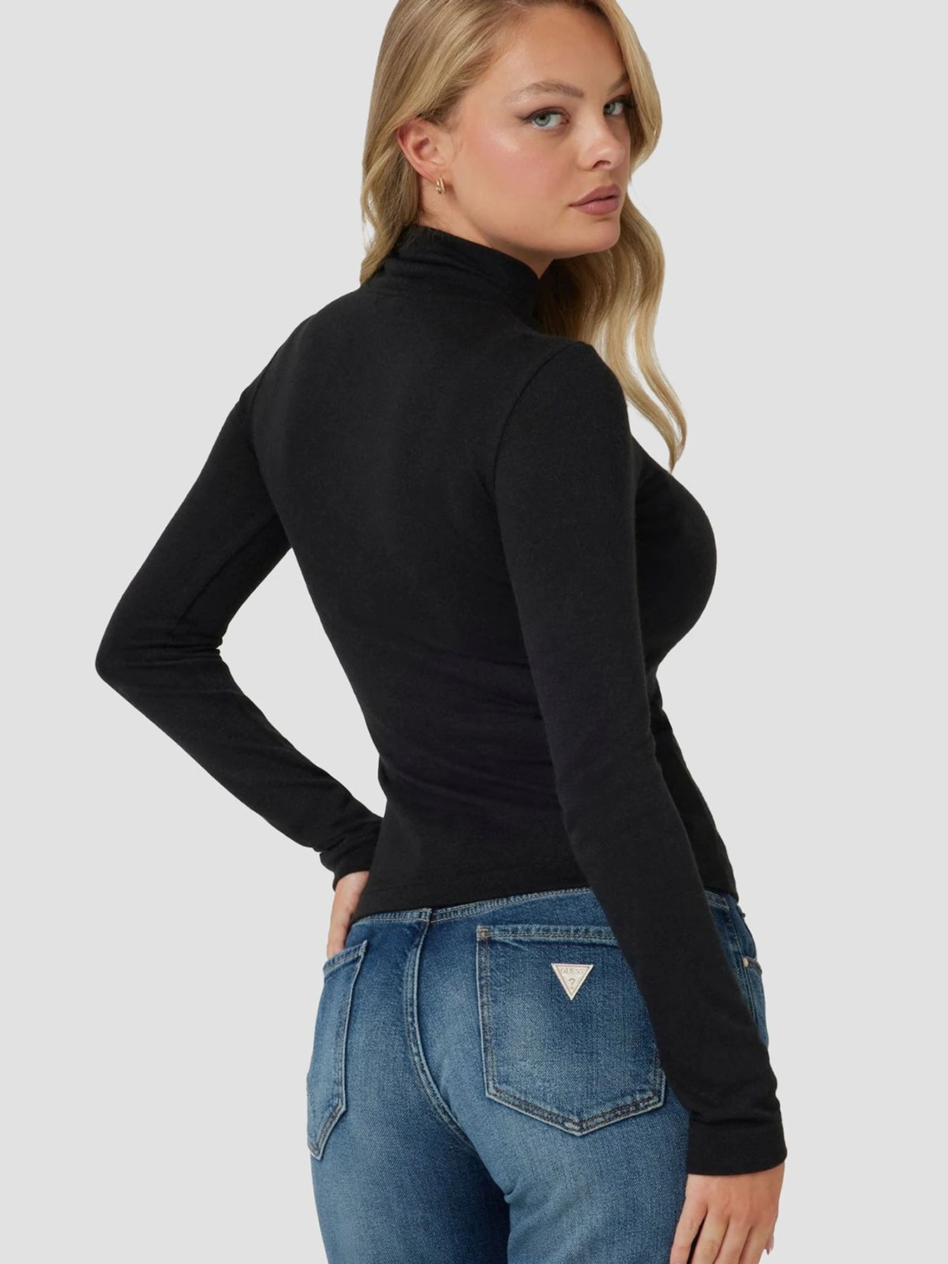 Футболки и поло GUESS модель W4BP14.KCGM2;JBLK Фото