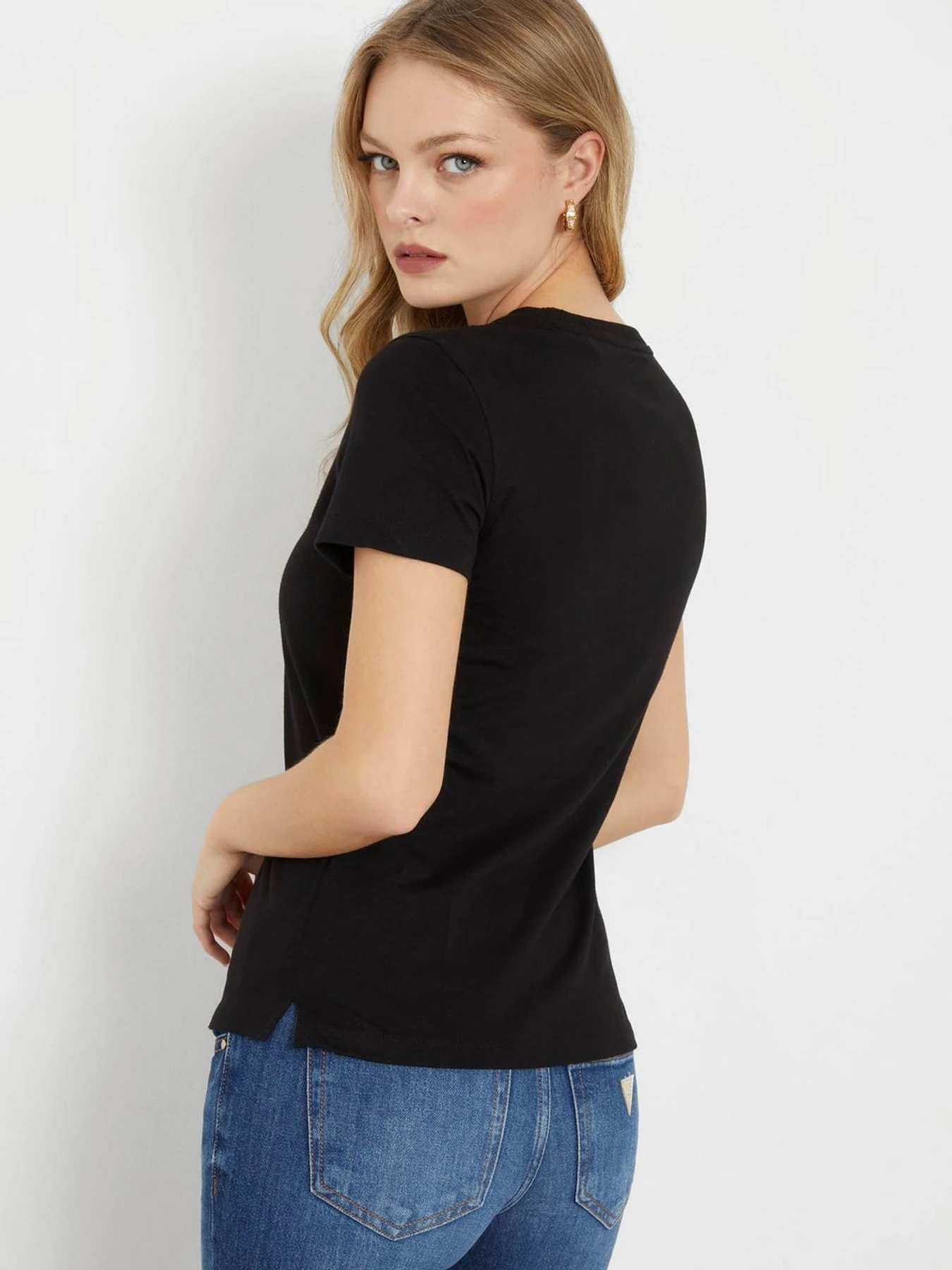 Футболки и поло GUESS модель W4RI41.I3Z14;JBLK Фото