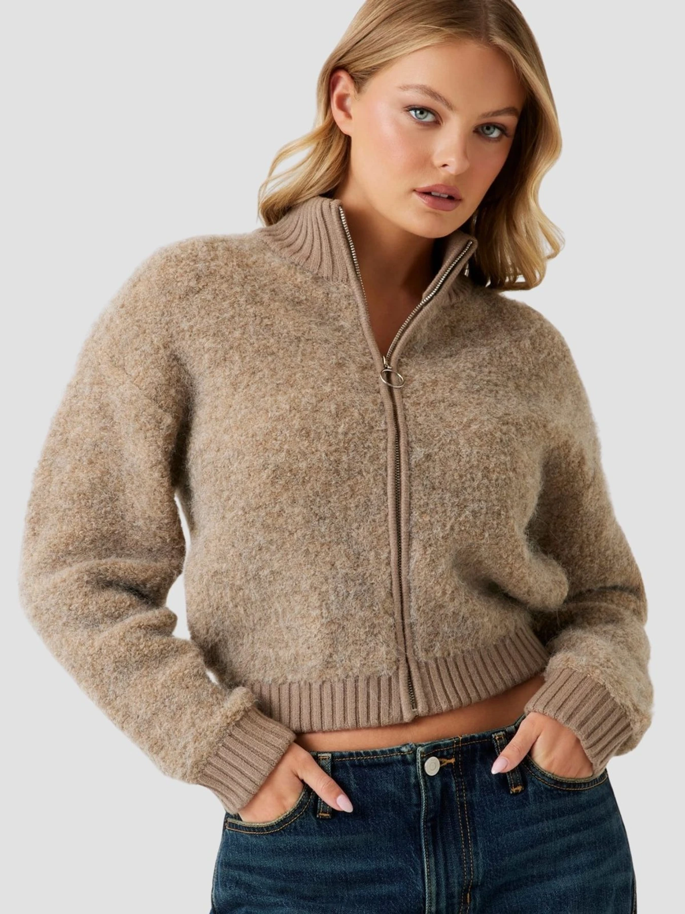 Худи и свитшоты GUESS модель W5BR56.Z0702;F1AX Худи и свитшоты GUESS модель W5BR56.Z0702;F1AX Фото