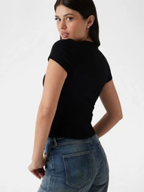 Футболки и поло GUESS модель W5RI68.KA0H1;JBLK Фото