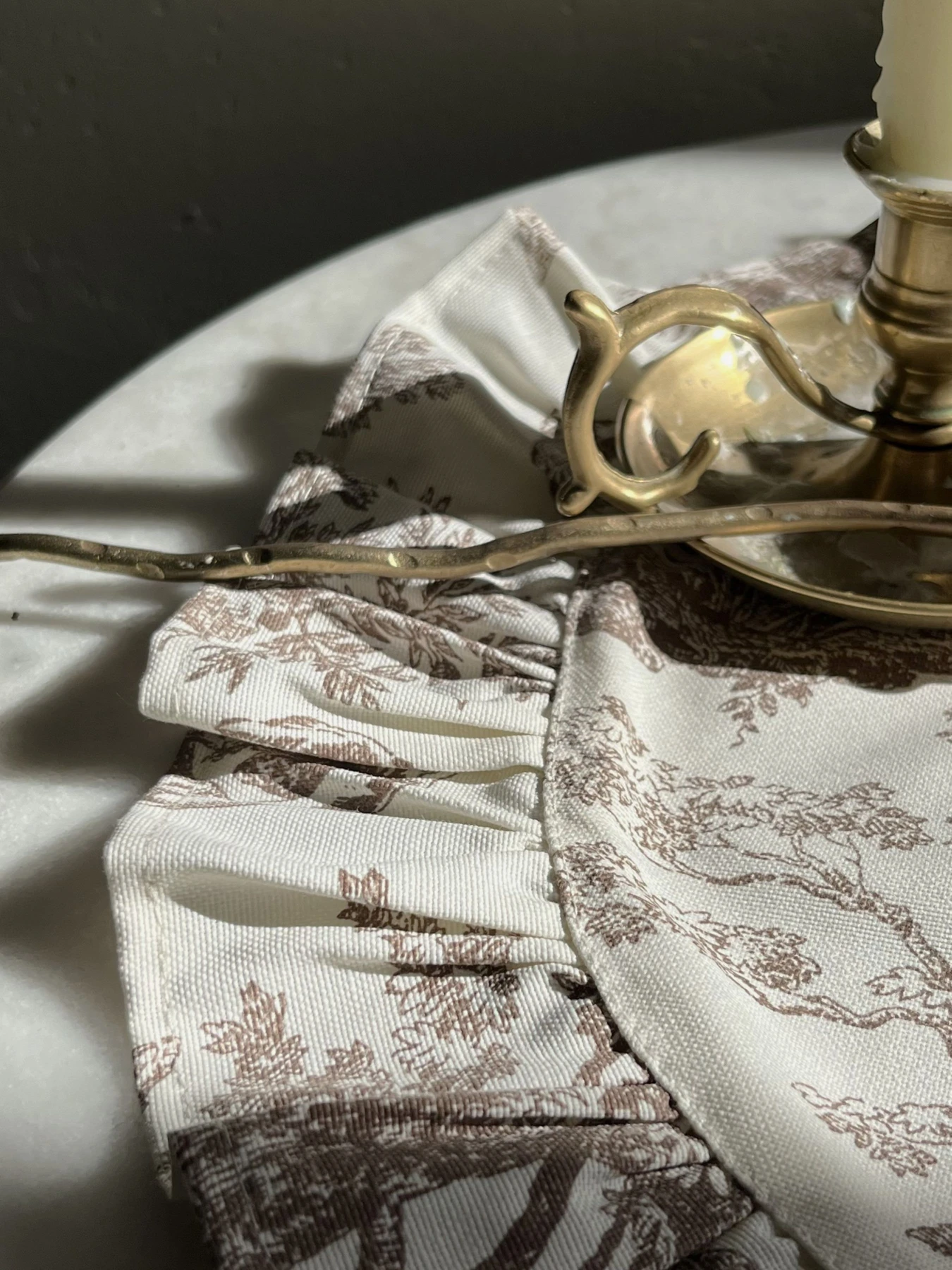 Салфетка сервировочная с рюшами хлопковая водотталкивающая Italiano Beige Ecotton модель 25576 Салфетка сервировочная с рюшами хлопковая водотталкивающая Italiano Beige Ecotton модель 25576 Фото