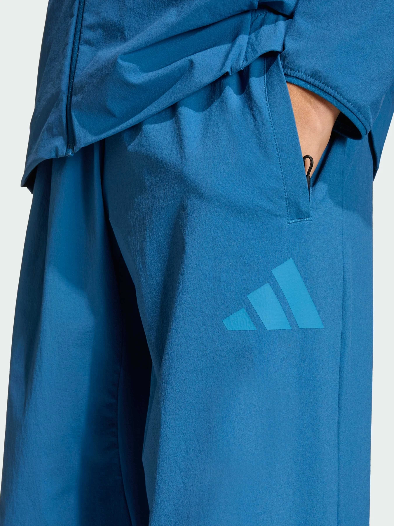 Штани Adidas ZNE модель KG0996 Штани Adidas ZNE модель KG0996 Фото