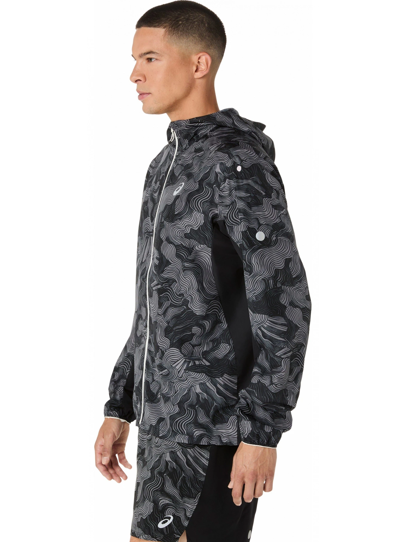 Куртки и дубленки Asics модель 2011D524-001 Куртки и дубленки Asics модель 2011D524-001 Фото