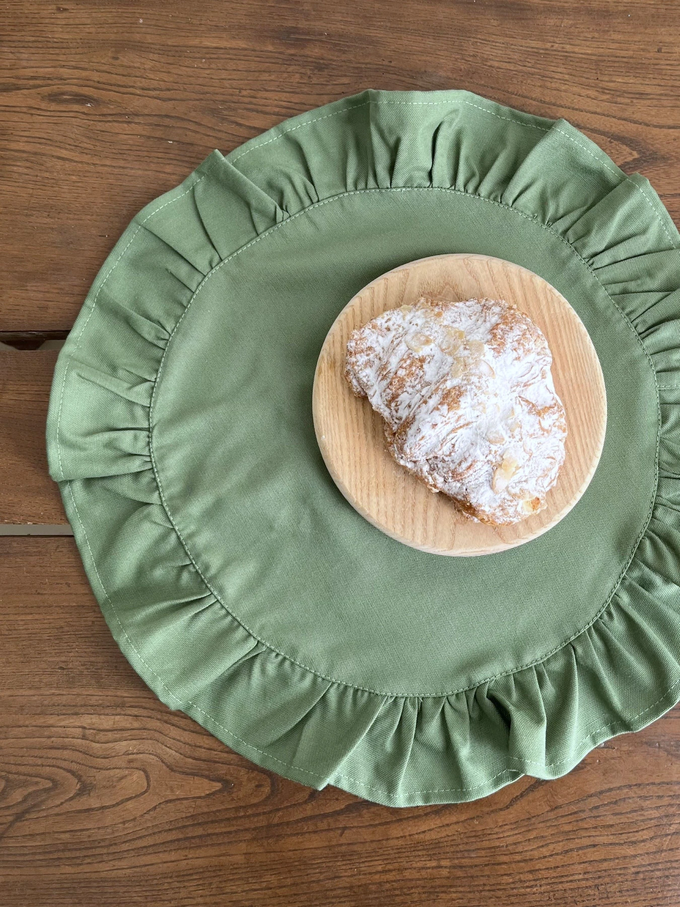 Салфетка сервировочная с рюшами хлопковая водотталкивающая зелёная Ecotton модель 25603 Фото