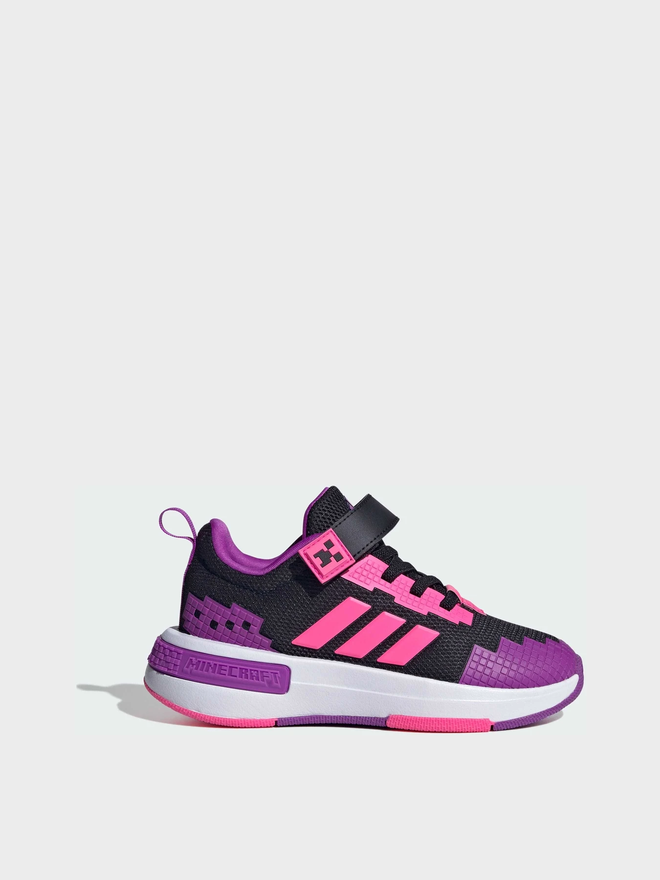 Кроссовки Adidas модель HQ7424 Кроссовки Adidas модель HQ7424 Фото