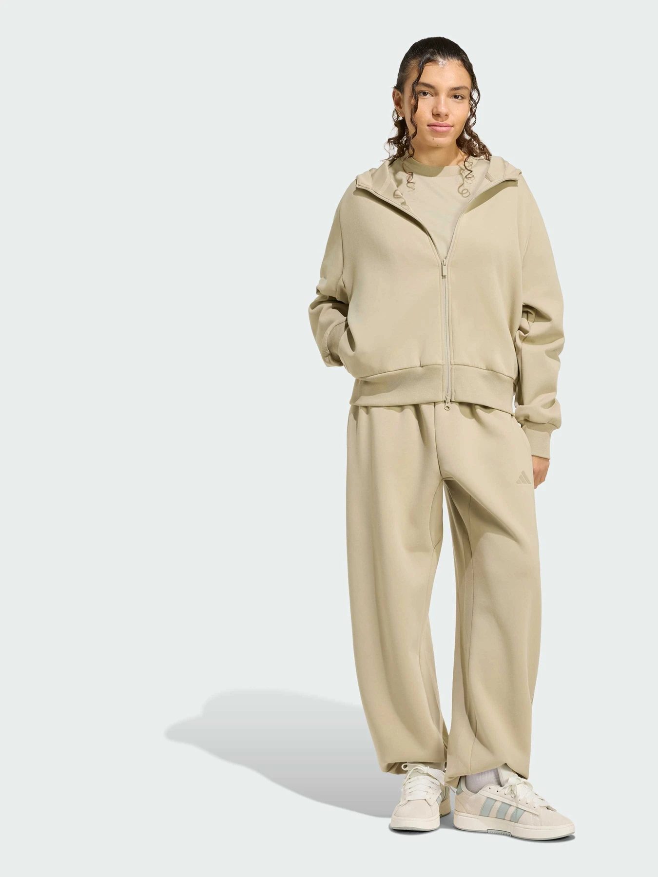 Худи и свитшоты Adidas модель KE9146 Худи и свитшоты Adidas модель KE9146 Фото