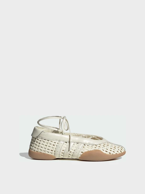 Туфли и лоферы Adidas модель KI3582 Фото