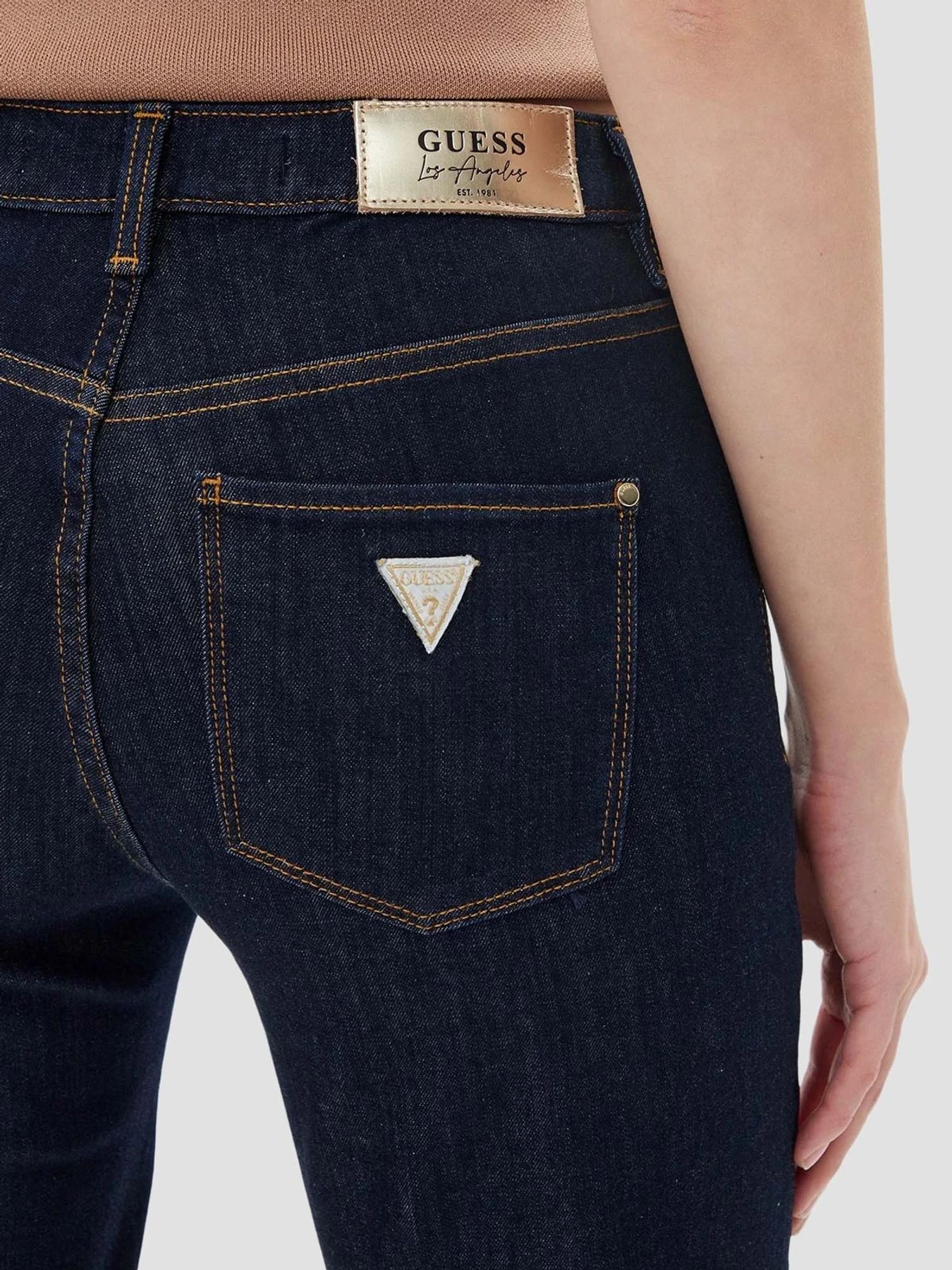 Джинси GUESS модель W5YA15.D5PW1;BFIN Джинси GUESS модель W5YA15.D5PW1;BFIN Фото