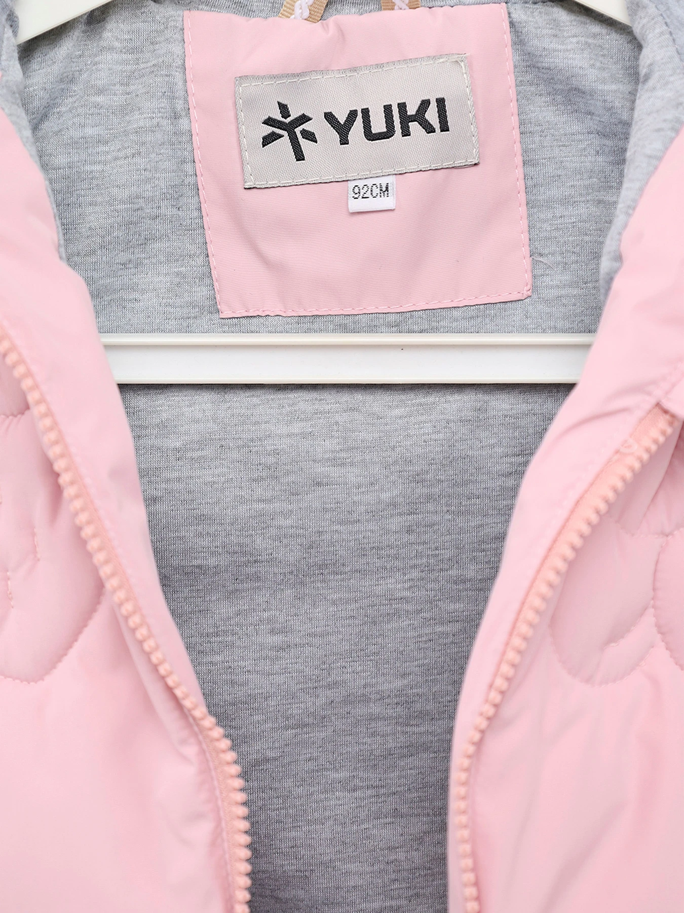 Куртки и дубленки YUKI модель ЦБ-00289746 Куртки и дубленки YUKI модель ЦБ-00289746 Фото