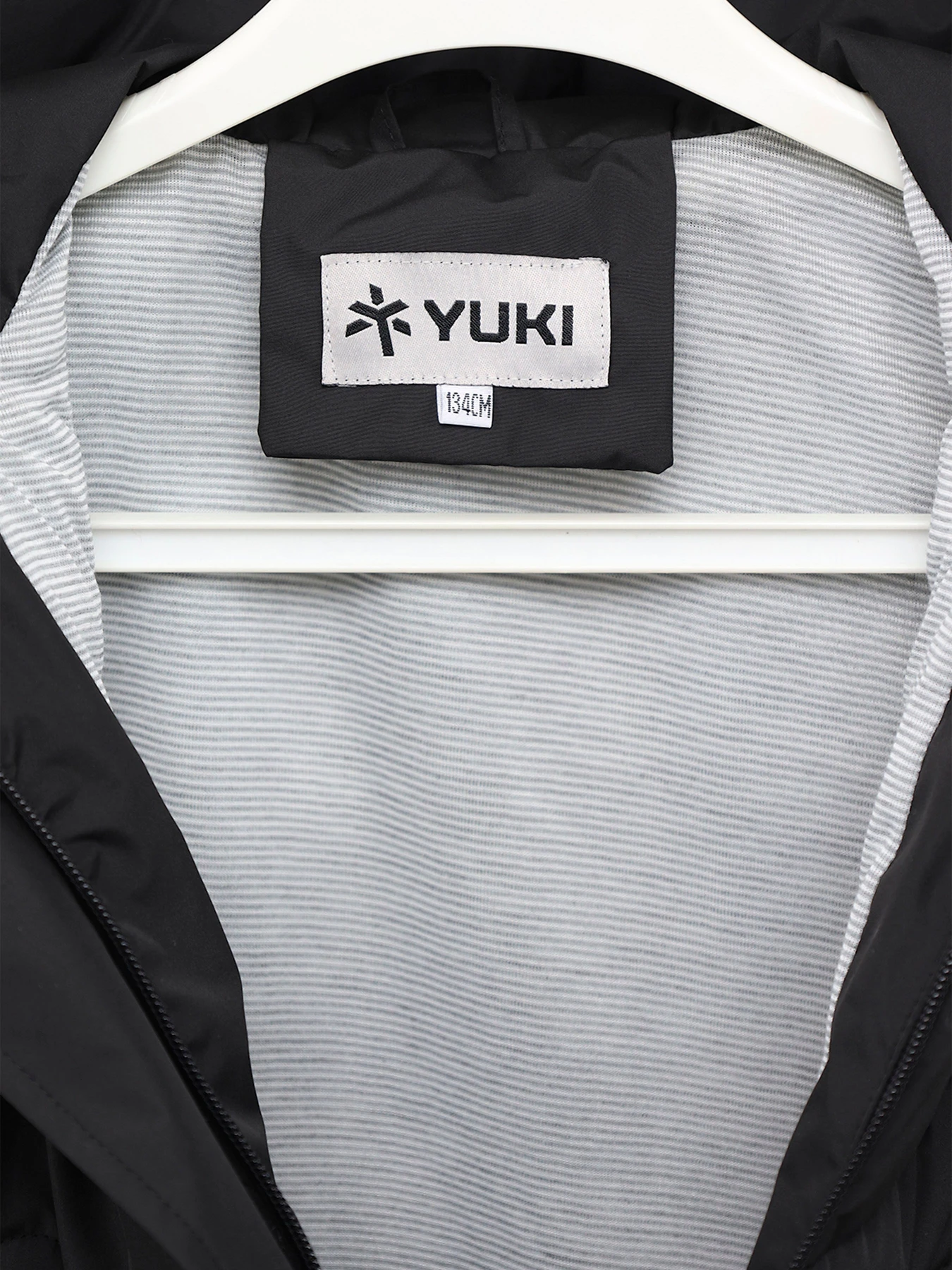 Куртки и дубленки YUKI модель ЦБ-00289755 Куртки и дубленки YUKI модель ЦБ-00289755 Фото