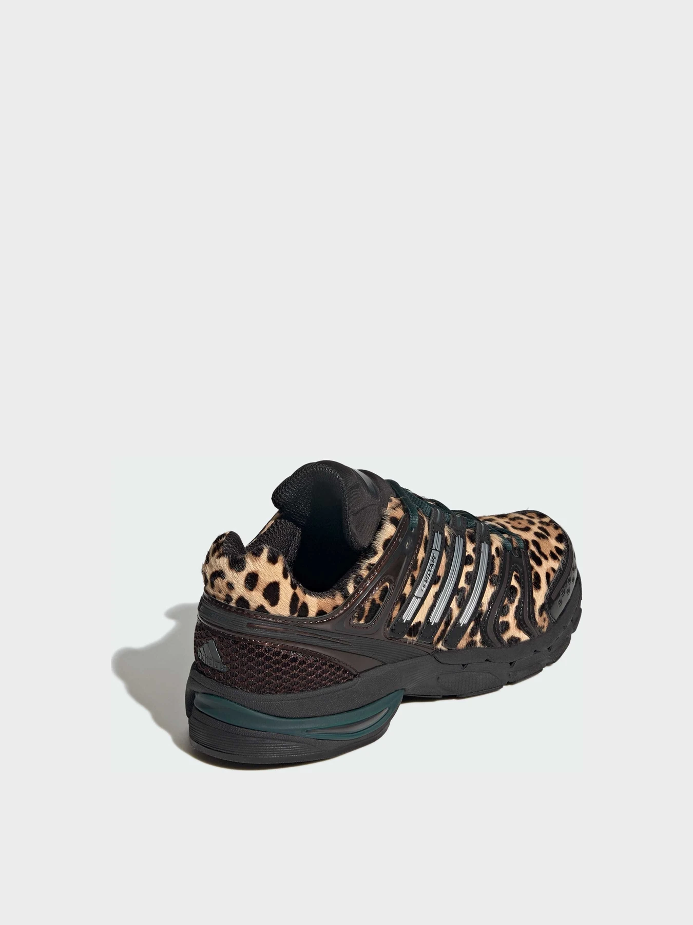 Кроссовки Adidas модель KI4204 Фото
