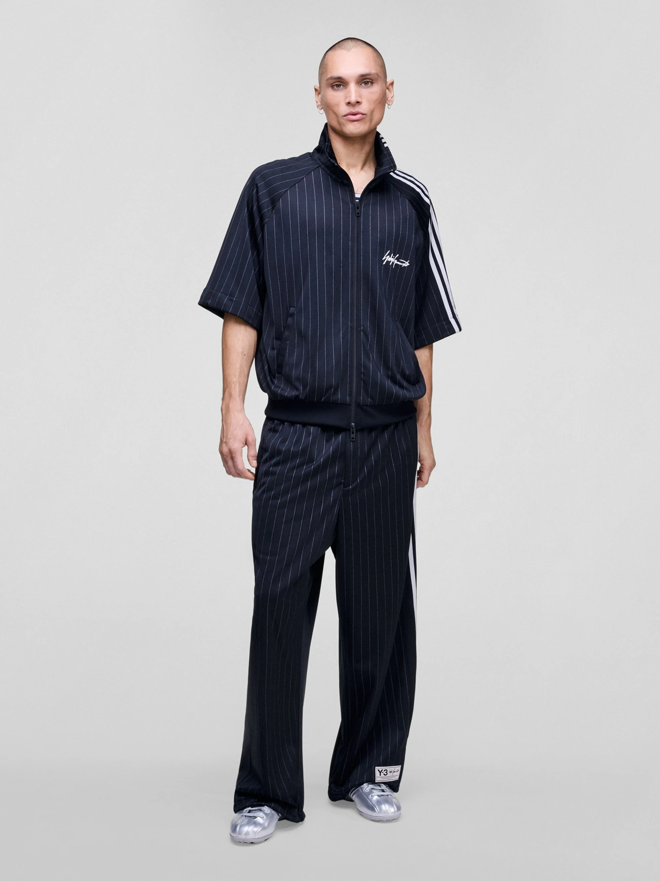 Худі та світшоти Adidas модель KQ9719 Худі та світшоти Adidas модель KQ9719 Фото