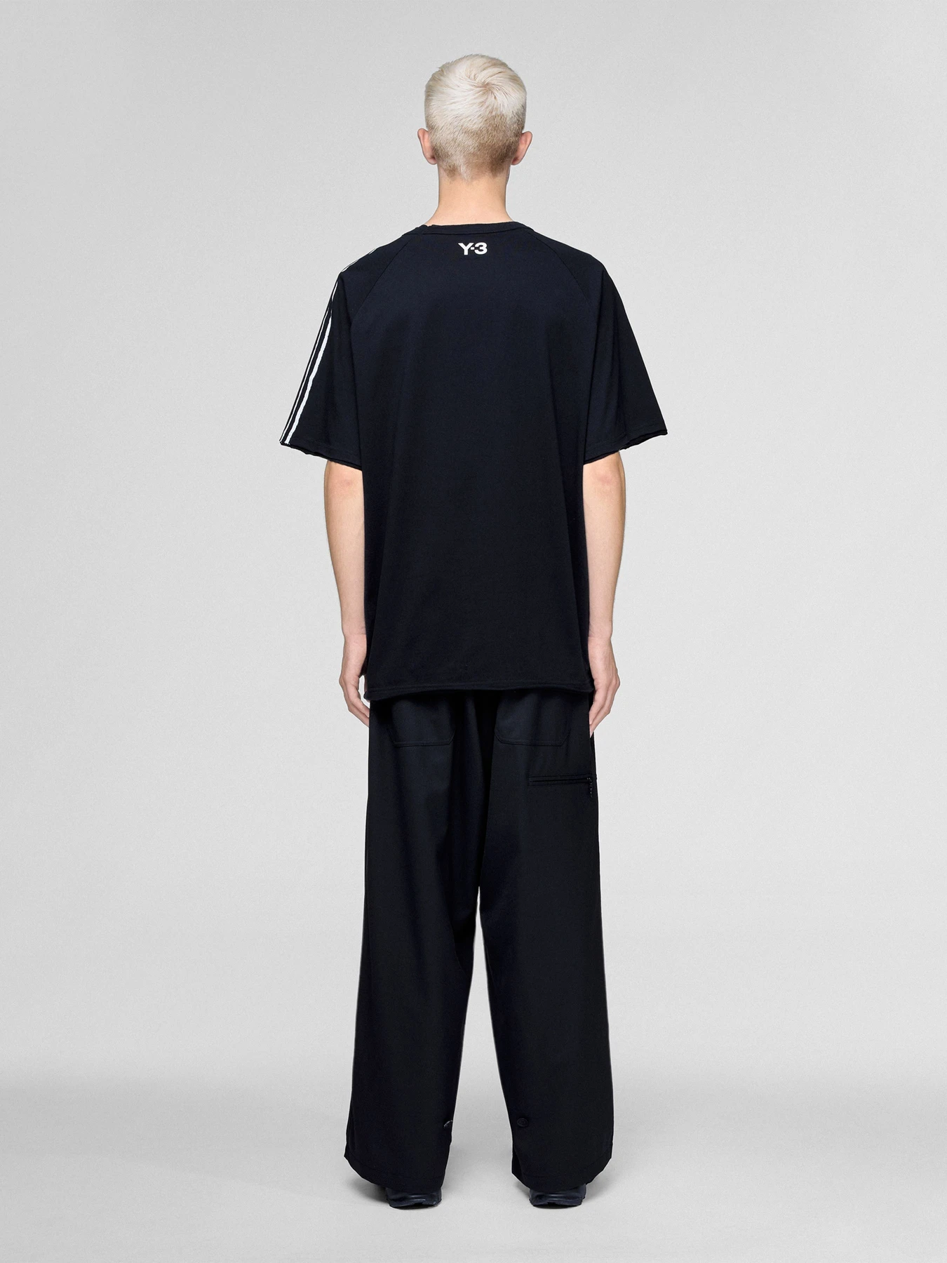 Футболки и поло Adidas Y-3 модель KQ9793 Футболки и поло Adidas Y-3 модель KQ9793 Фото