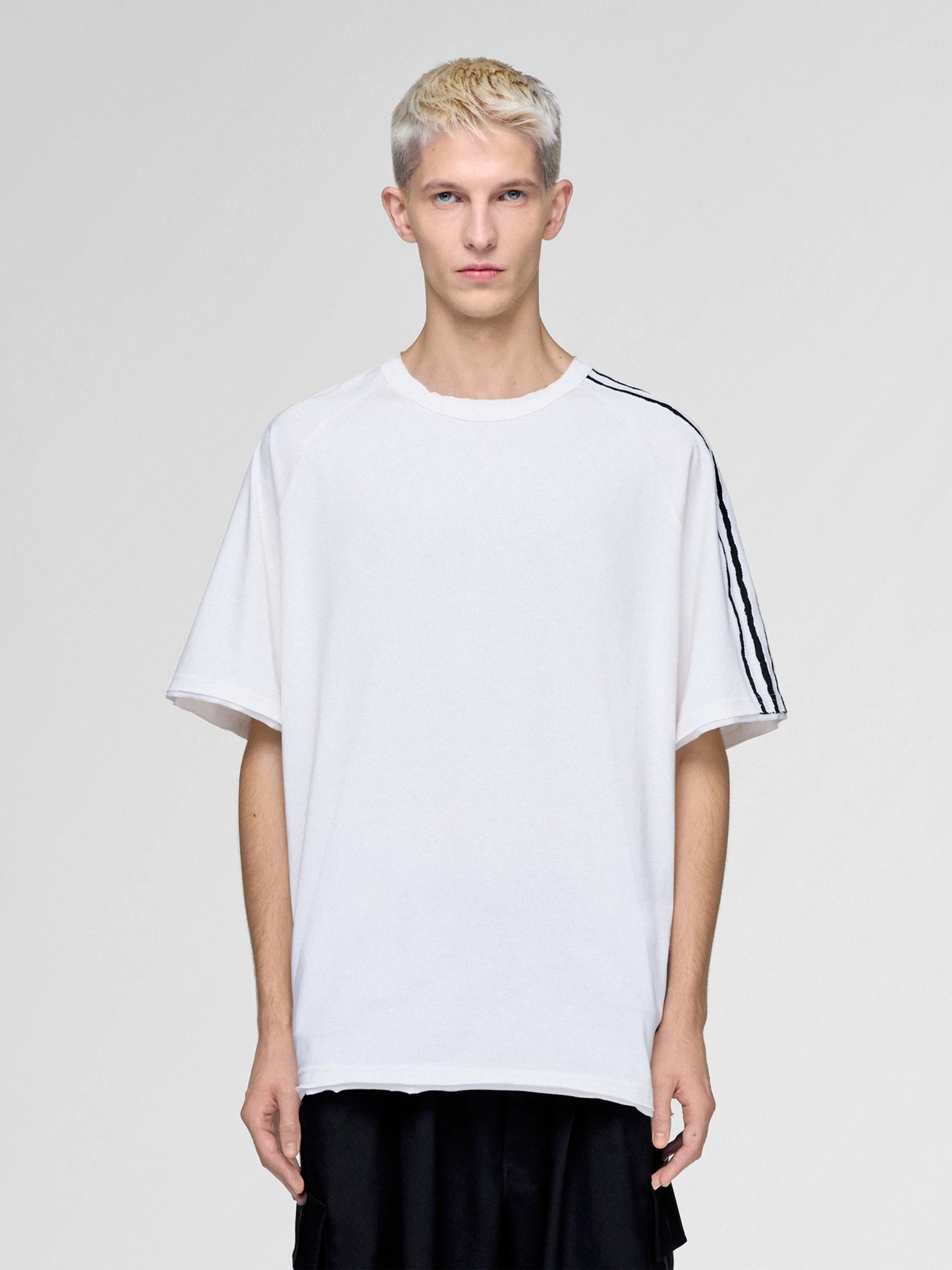 Футболки и поло Adidas Y-3 модель KS9748 Футболки и поло Adidas Y-3 модель KS9748 Фото