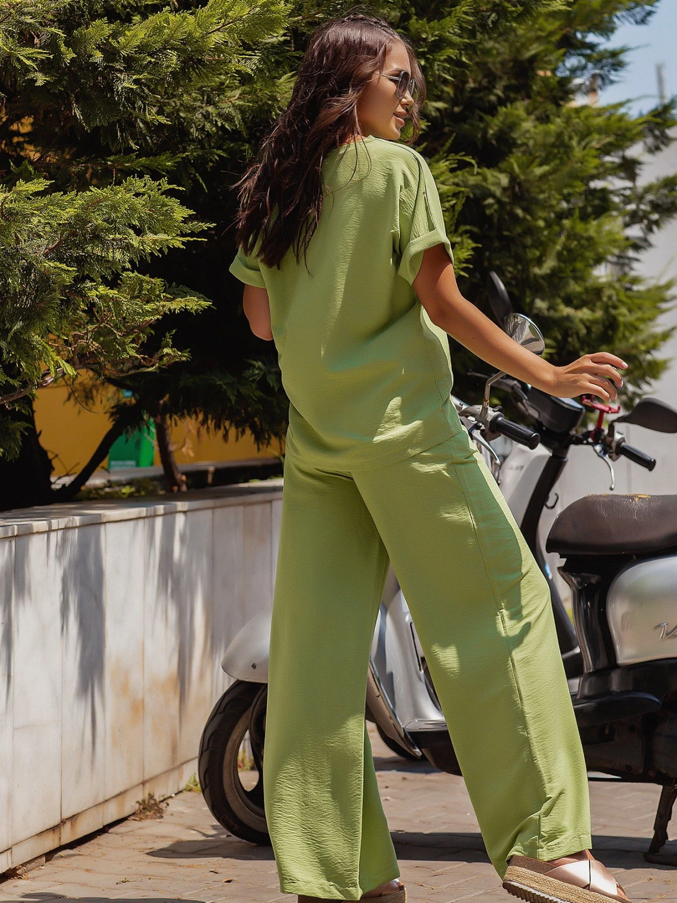 Костюми ISSA Plus модель 12766_olive Костюми ISSA Plus модель 12766_olive Фото