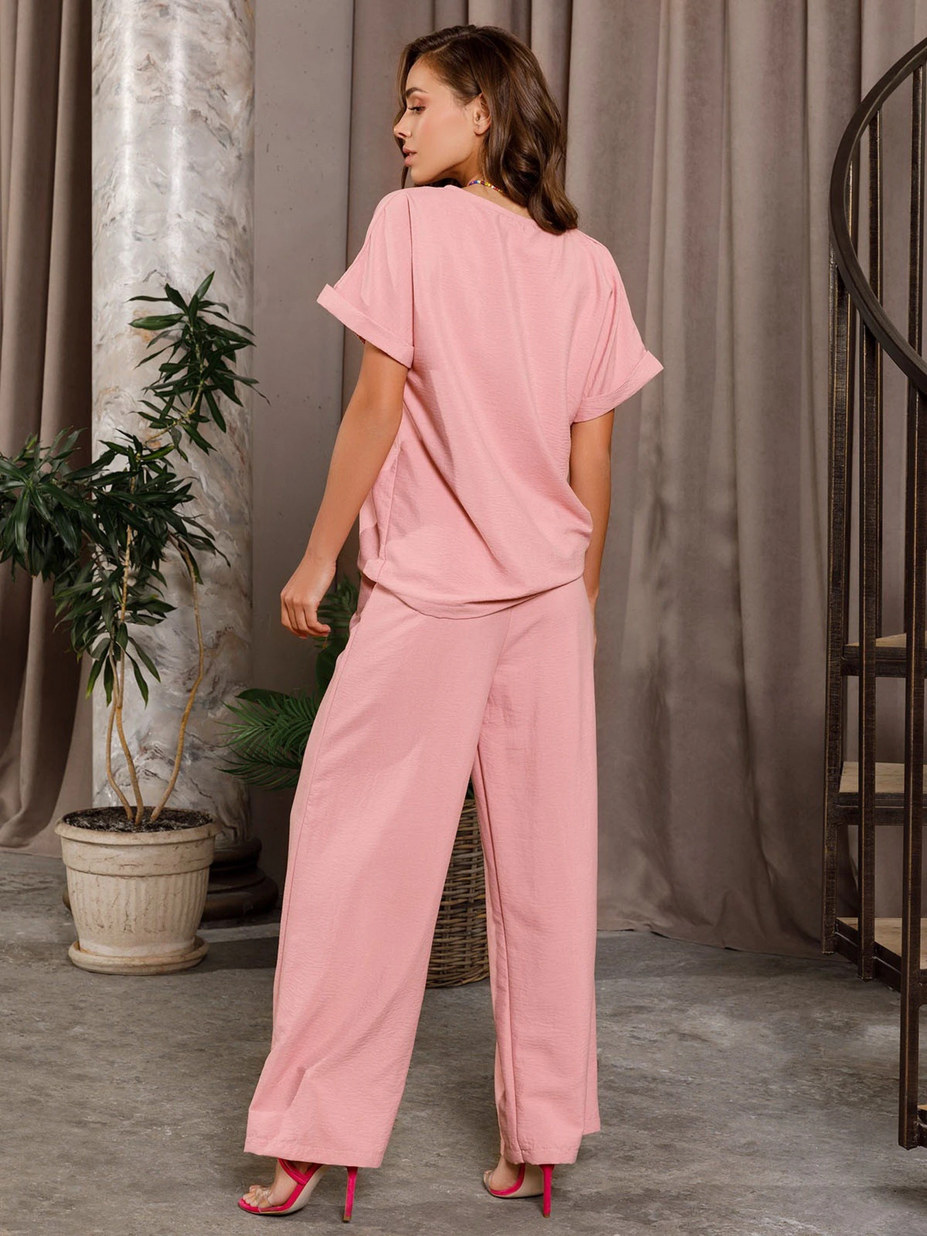 Костюмы ISSA Plus модель 12766_pink Костюмы ISSA Plus модель 12766_pink Фото