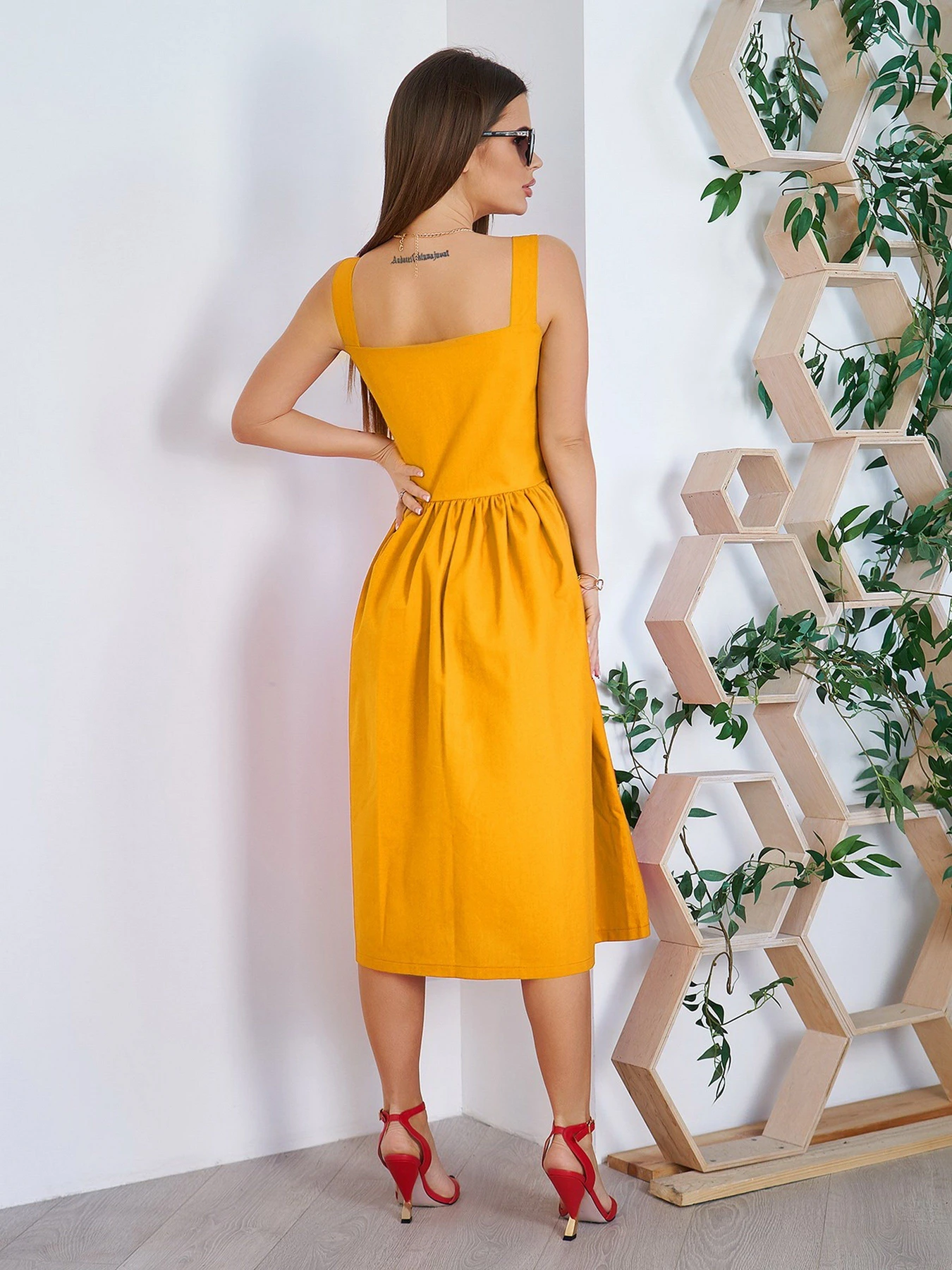 Платья ISSA Plus модель 11782_mustard Платья ISSA Plus модель 11782_mustard Фото