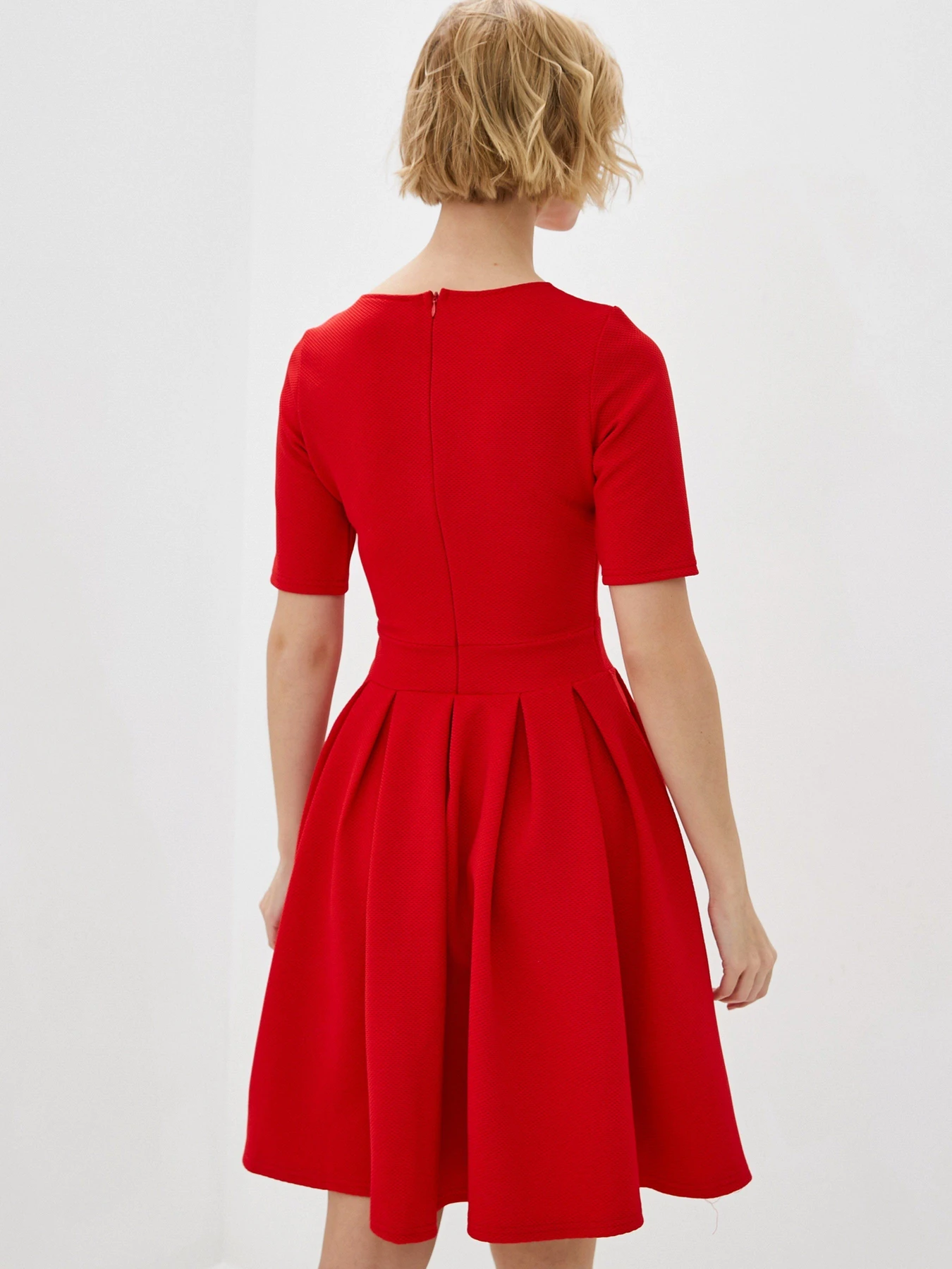 Сукні ISSA Plus модель 12505_red Сукні ISSA Plus модель 12505_red Фото