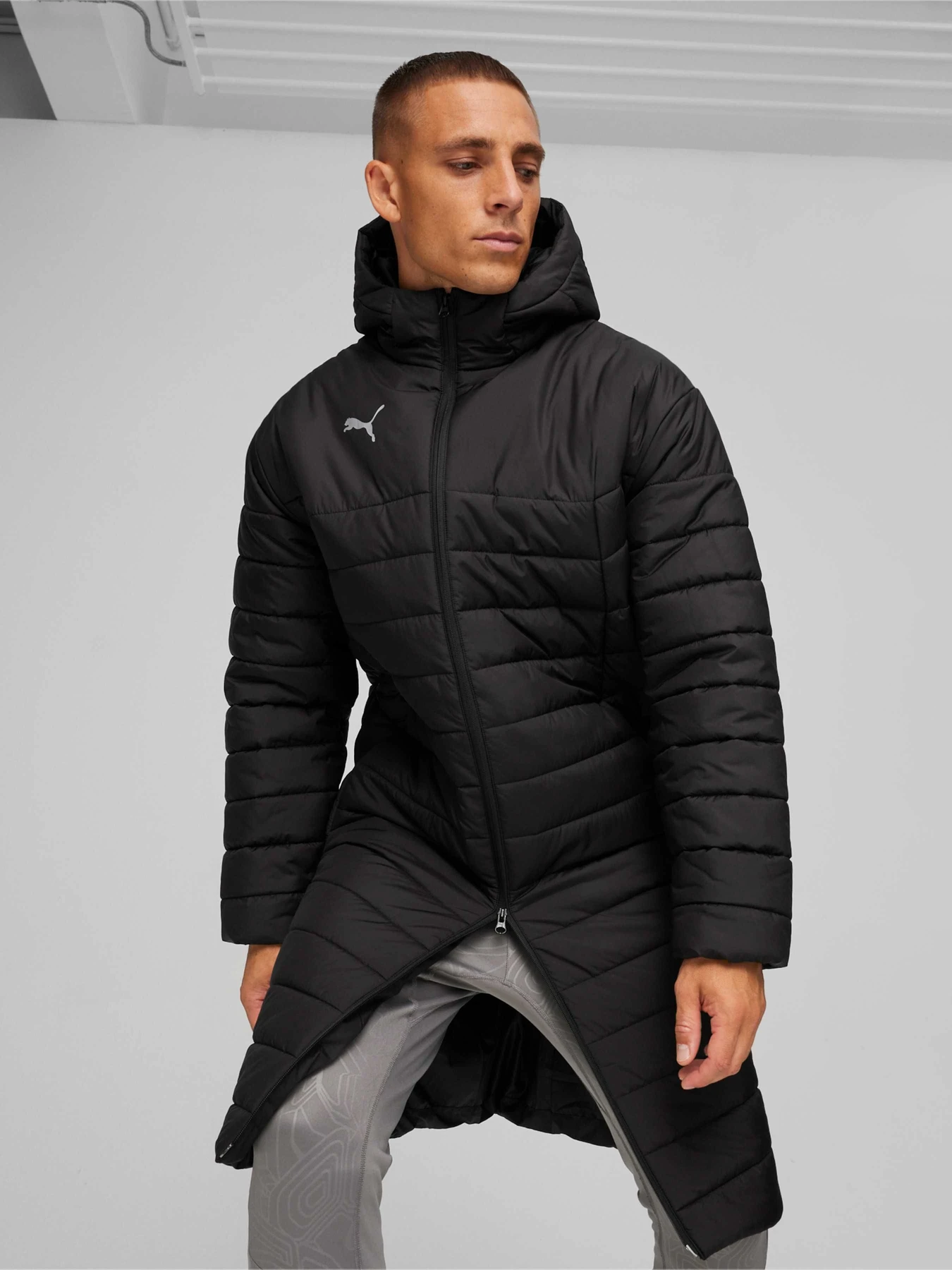 Куртки и дубленки PUMA Teamfinal Bench Jacket модель 658739 Куртки и дубленки PUMA Teamfinal Bench Jacket модель 658739 Фото