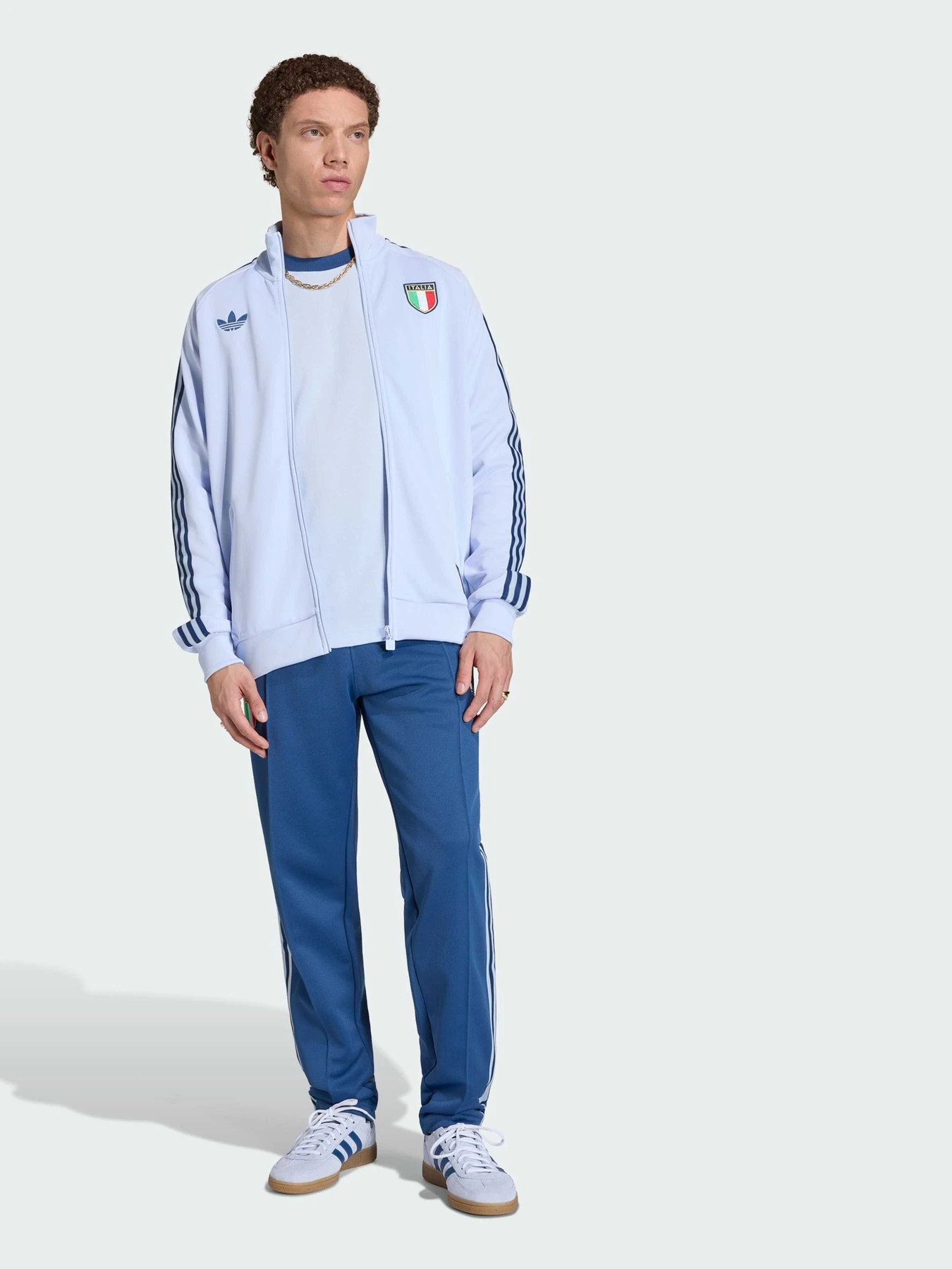 Худі та світшоти Adidas модель JY9630 Худі та світшоти Adidas модель JY9630 Фото