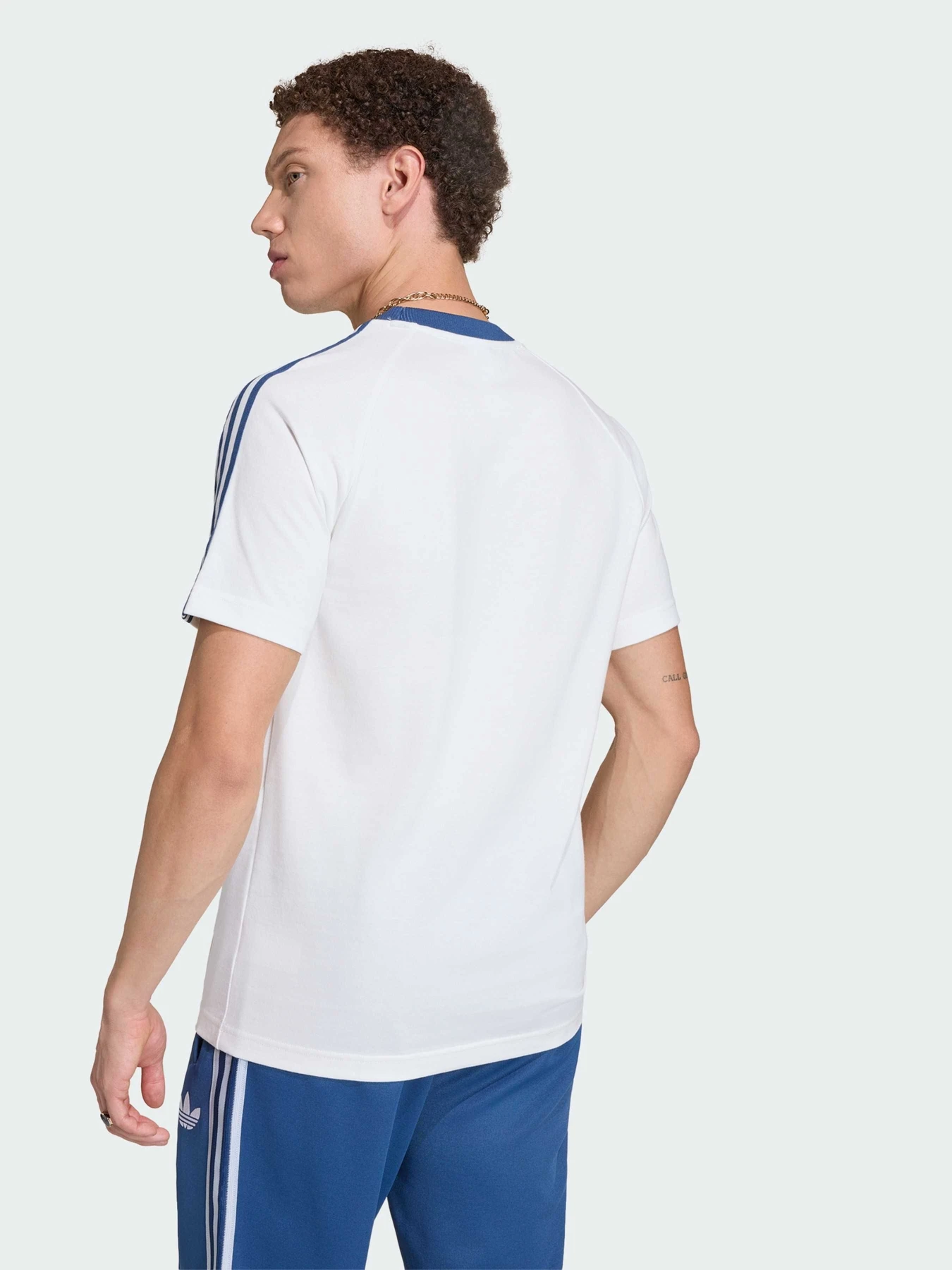 Футболки и поло Adidas модель KC6611 Футболки и поло Adidas модель KC6611 Фото