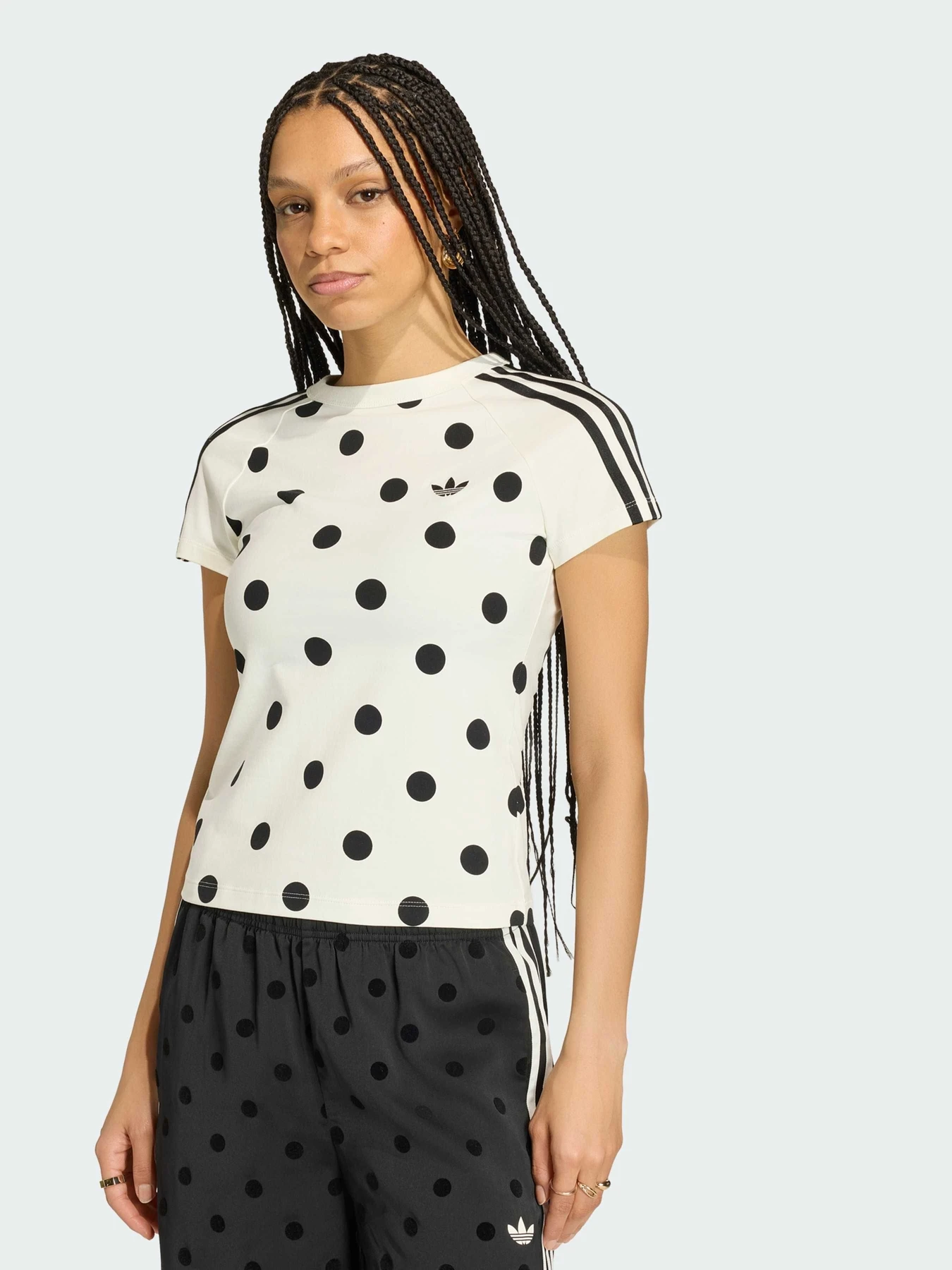 Футболки і поло Adidas Adicolor модель KV1193 Футболки і поло Adidas Adicolor модель KV1193 Фото