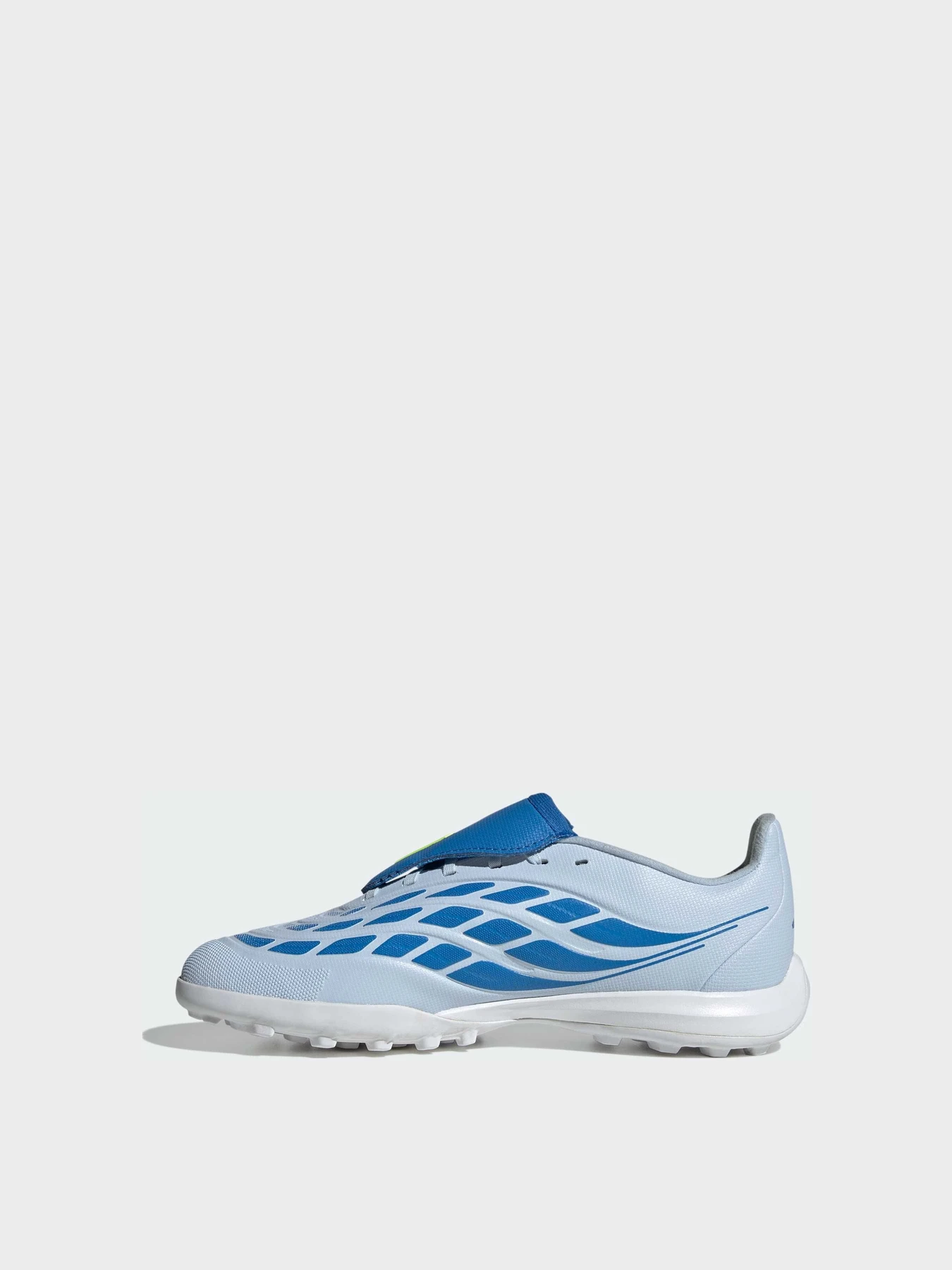 Кроссовки Adidas Predator модель JR7916 Кроссовки Adidas Predator модель JR7916 Фото