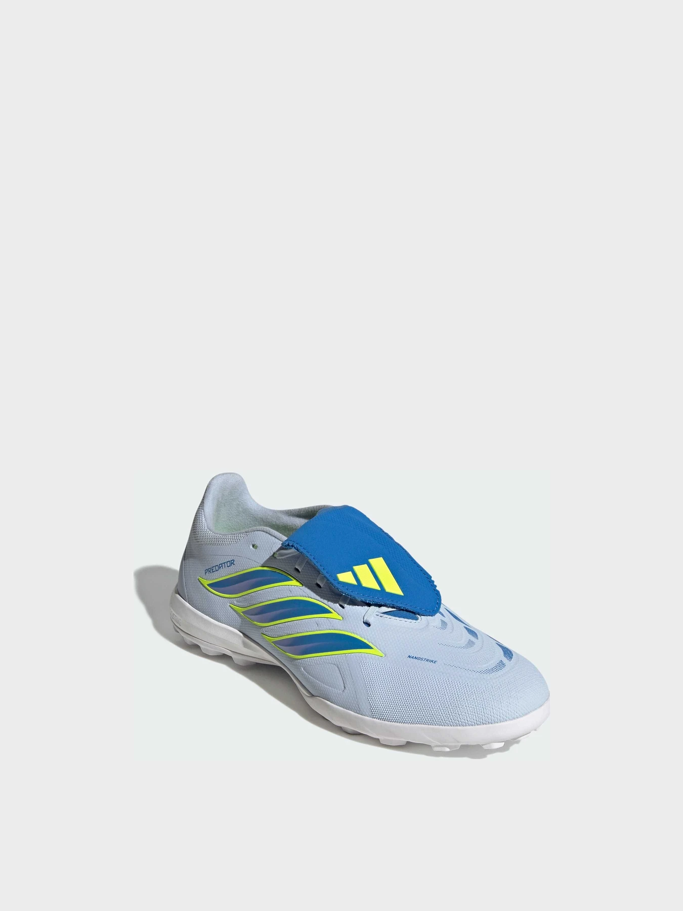 Кроссовки Adidas Predator модель JR7874 Фото