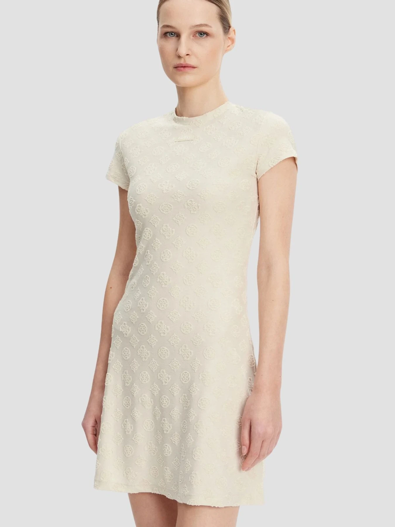 Платья GUESS модель V5GK07.KCT02;FNFN Платья GUESS модель V5GK07.KCT02;FNFN Фото